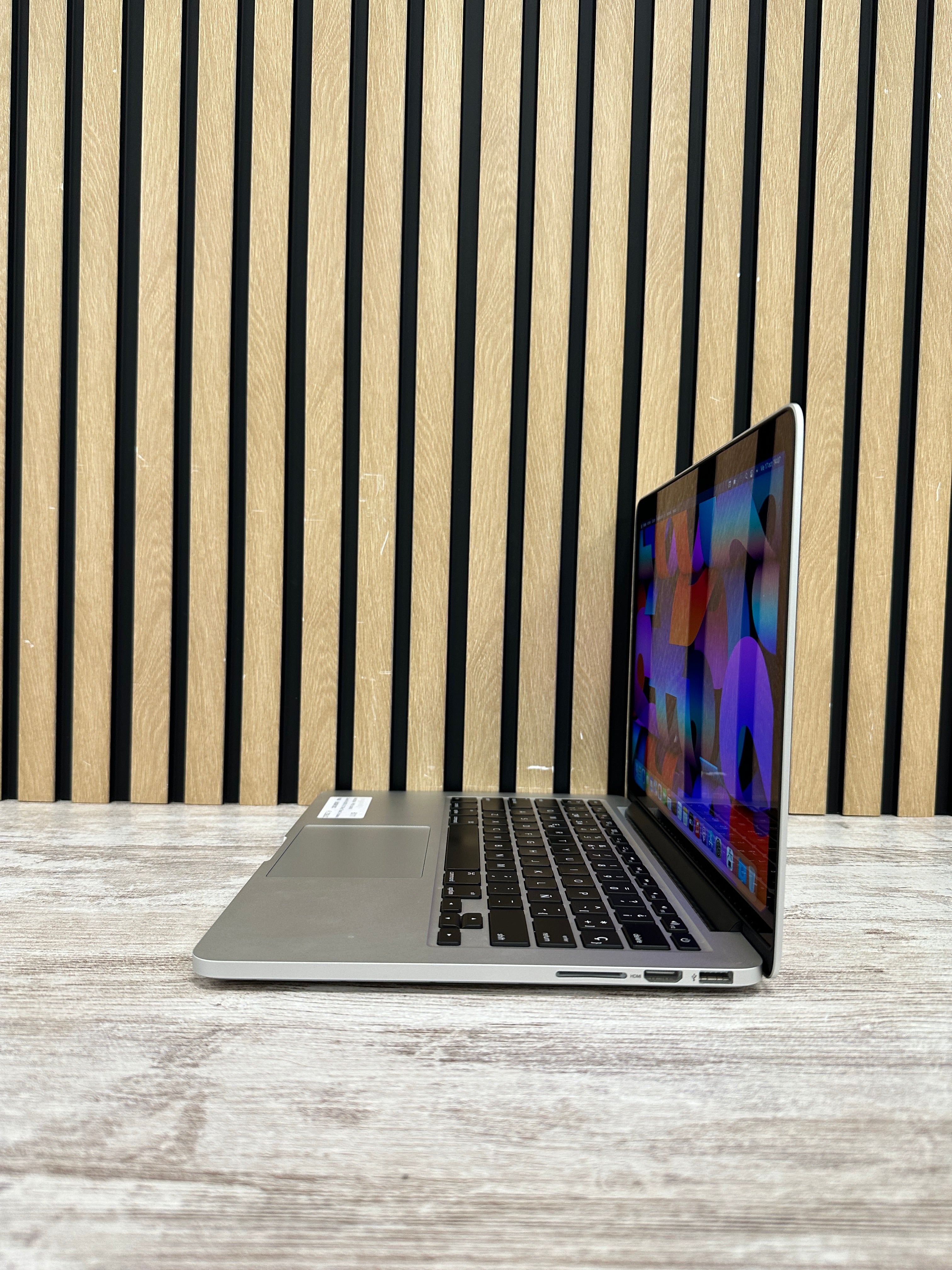MacBook Pro 13" 2015 i5 16gb 256gb SSD