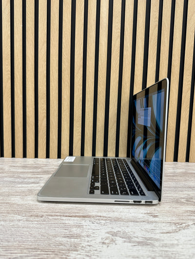 MacBook Pro 13" 2015 i5 16gb 256gb SSD