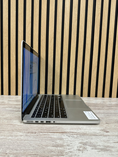 MacBook Pro 13" 2015 i5 16gb 256gb SSD