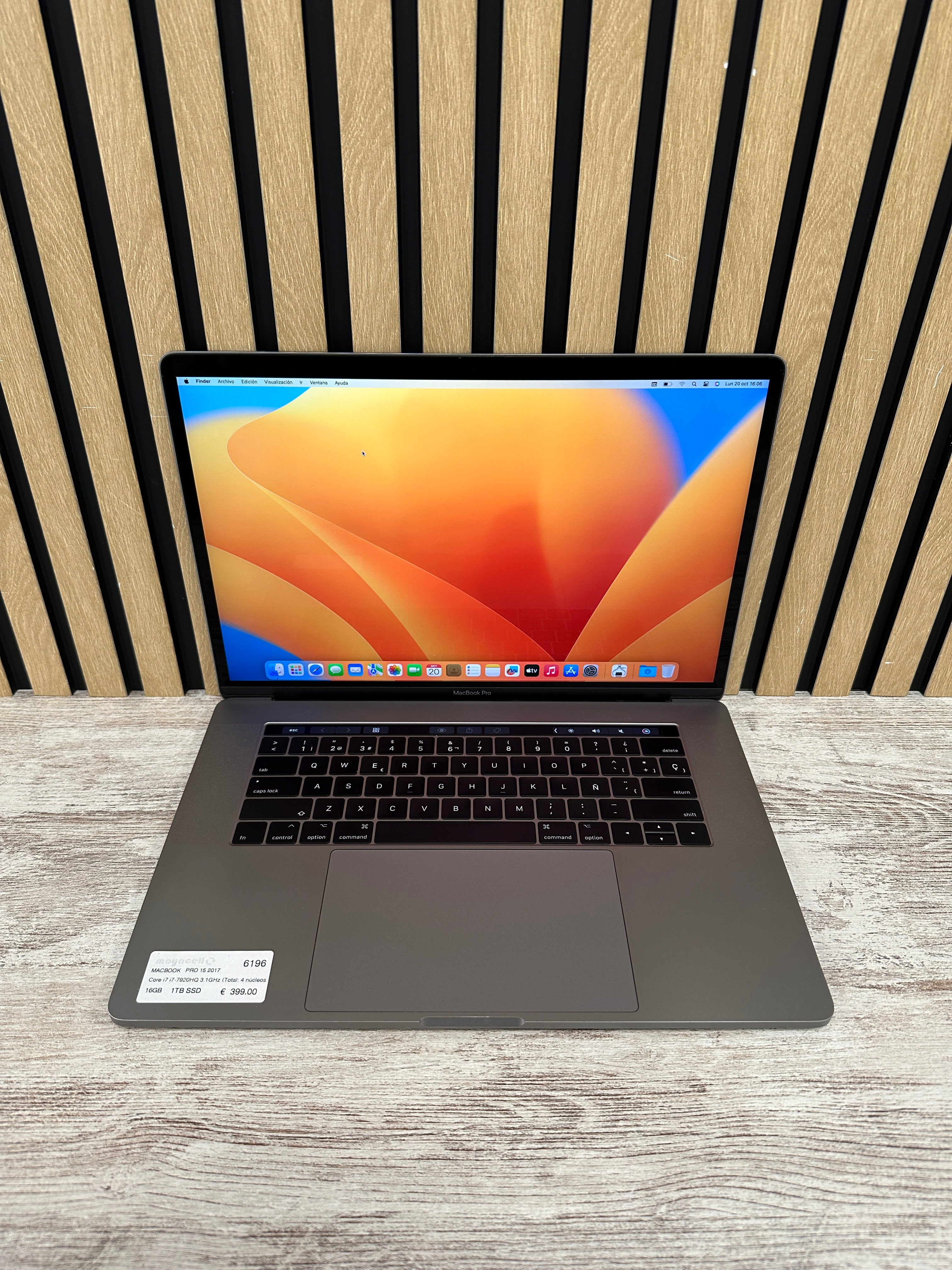 MacBook Pro 15" 2017 i7 16gb 1tb SSD