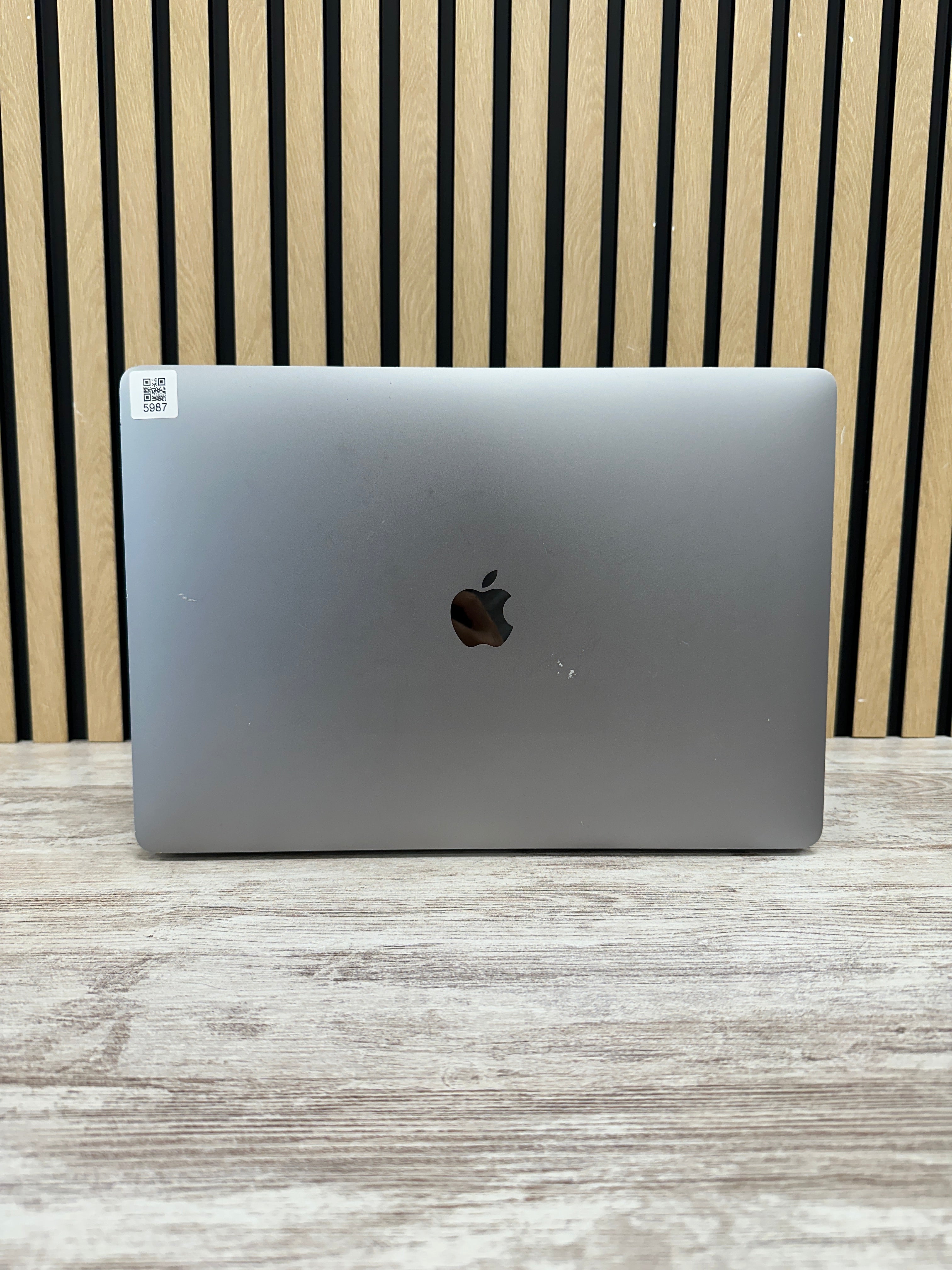 MacBook Pro 15" 2017 i7 16gb 1tb SSD