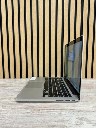 MacBook Pro 13" 2015 i5 8gb 128gb SSD