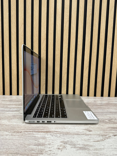 MacBook Pro 13" 2015 i5 16gb 256gb SSD