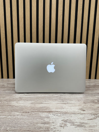 MacBook Pro 13" 2015 i5 16gb 256gb SSD