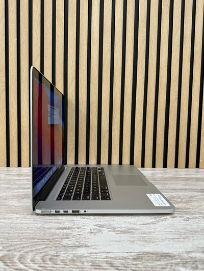 MacBook Pro 15" 2014 i7 16gb 250gb SSD