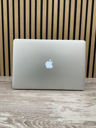 MacBook Pro 15" 2014 i7 16gb 250gb SSD