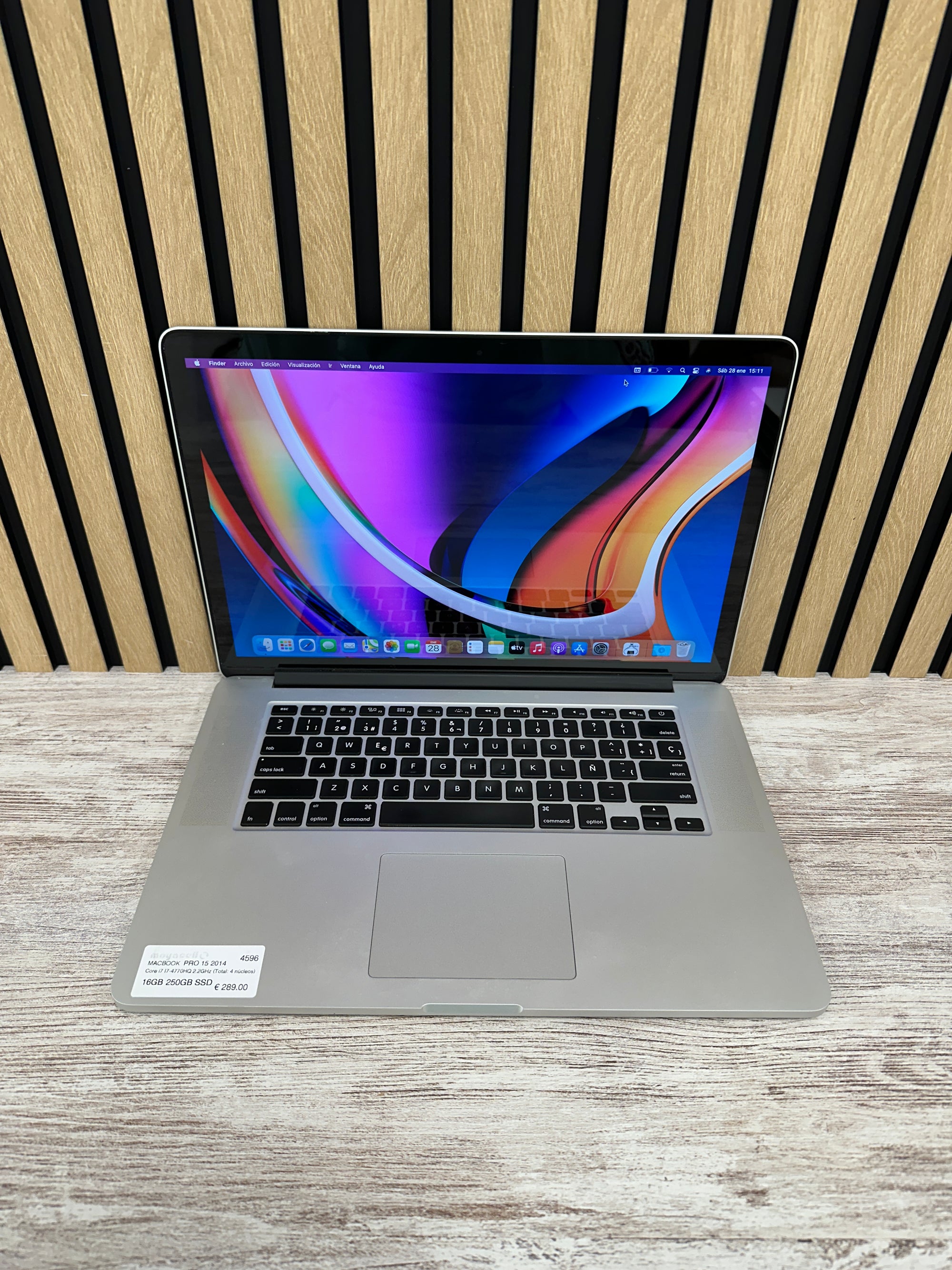 MacBook Pro 15" 2014 i7 16gb 250gb SSD