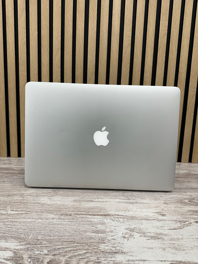 MacBook Pro 15" 2014 i7 16gb 250gb SSD