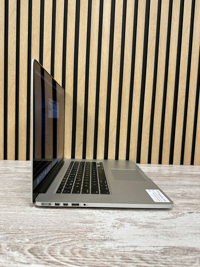 MacBook Pro 15" 2012 i7 8gb 250gb SSD