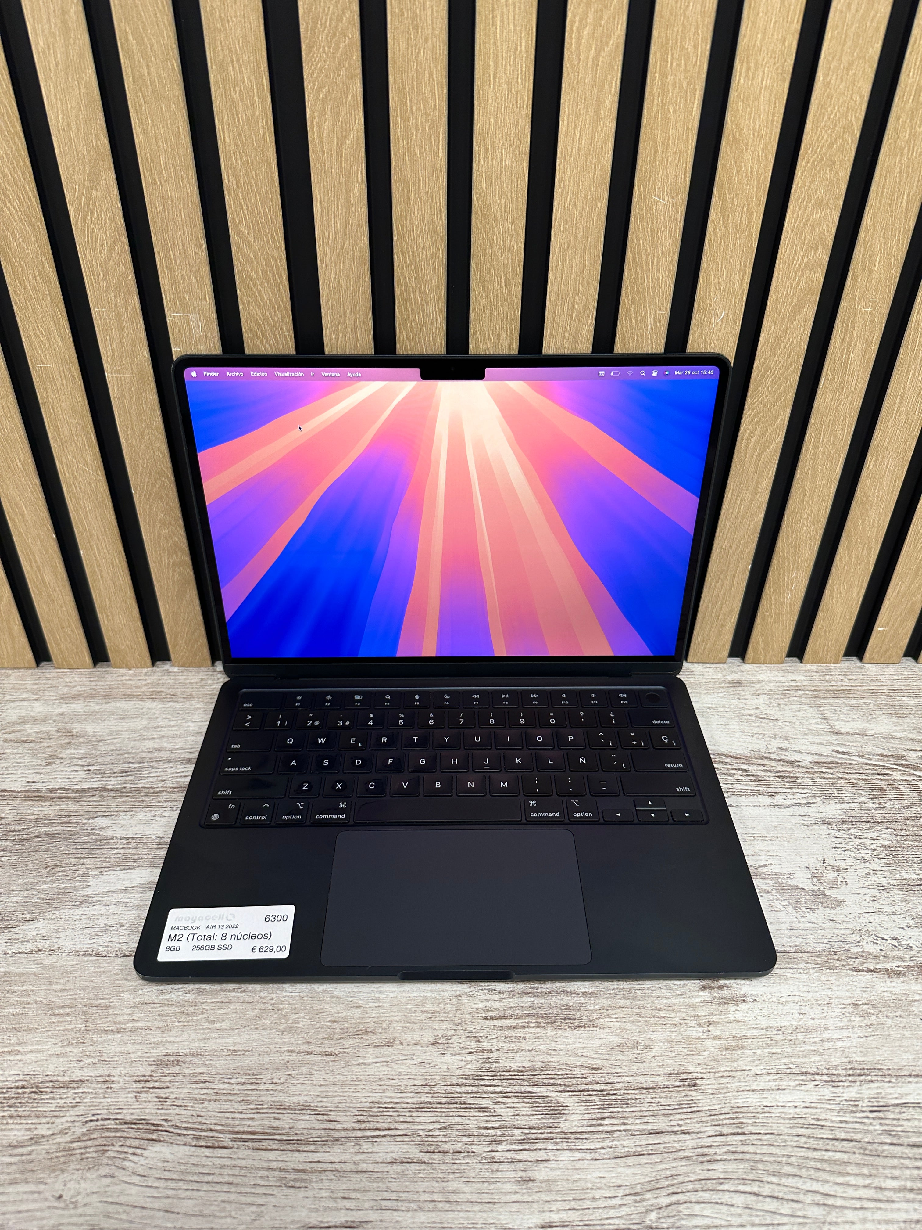 MacBook Air 13" 2022 M2 8gb 256gb SSD