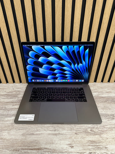 MacBook Pro 15" 2019 i9 32gb 512gb SSD