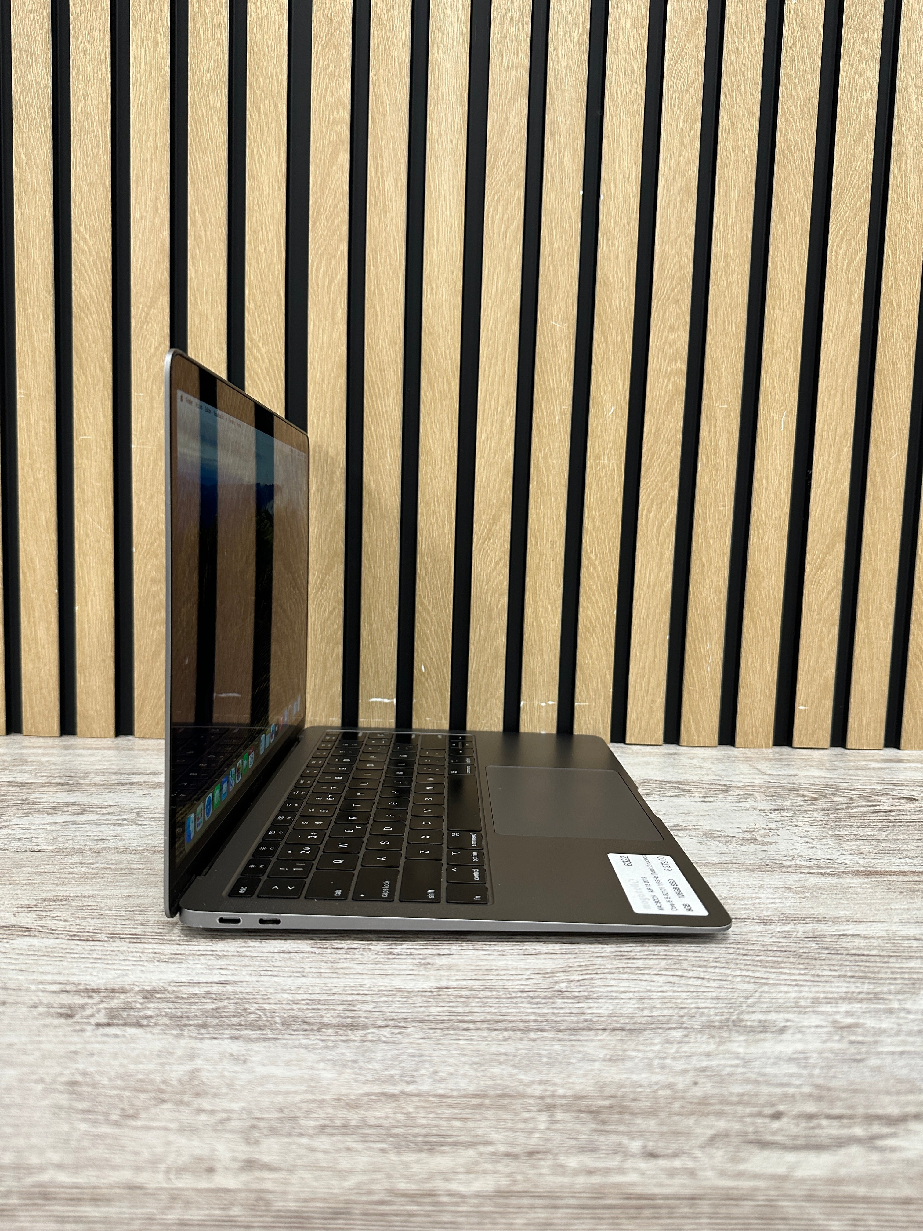 MacBook Air 13" 2019 i5 8gb 128gb SSD