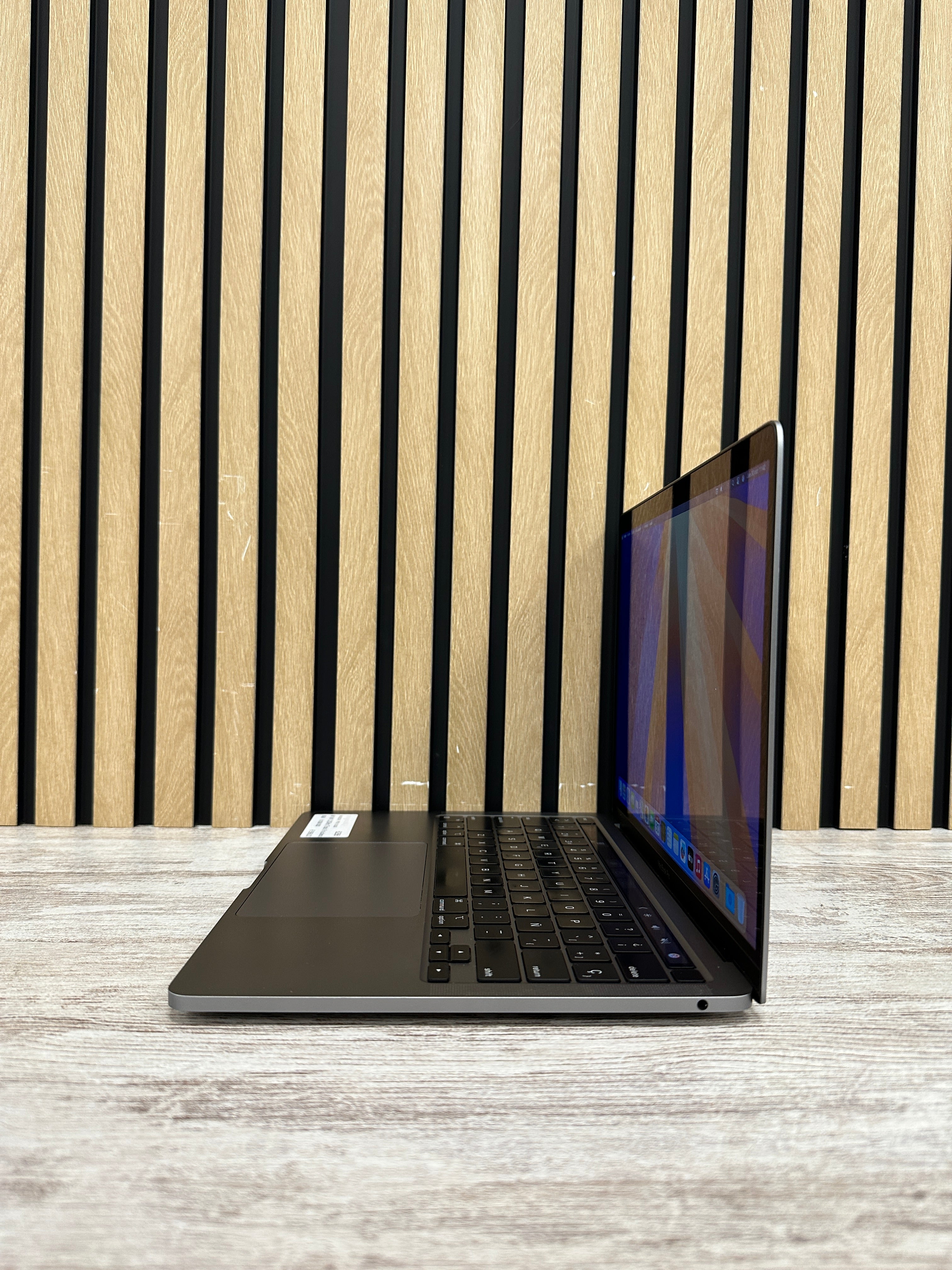 MacBook Pro 13" 2020 M1 8gb 512gb SSD