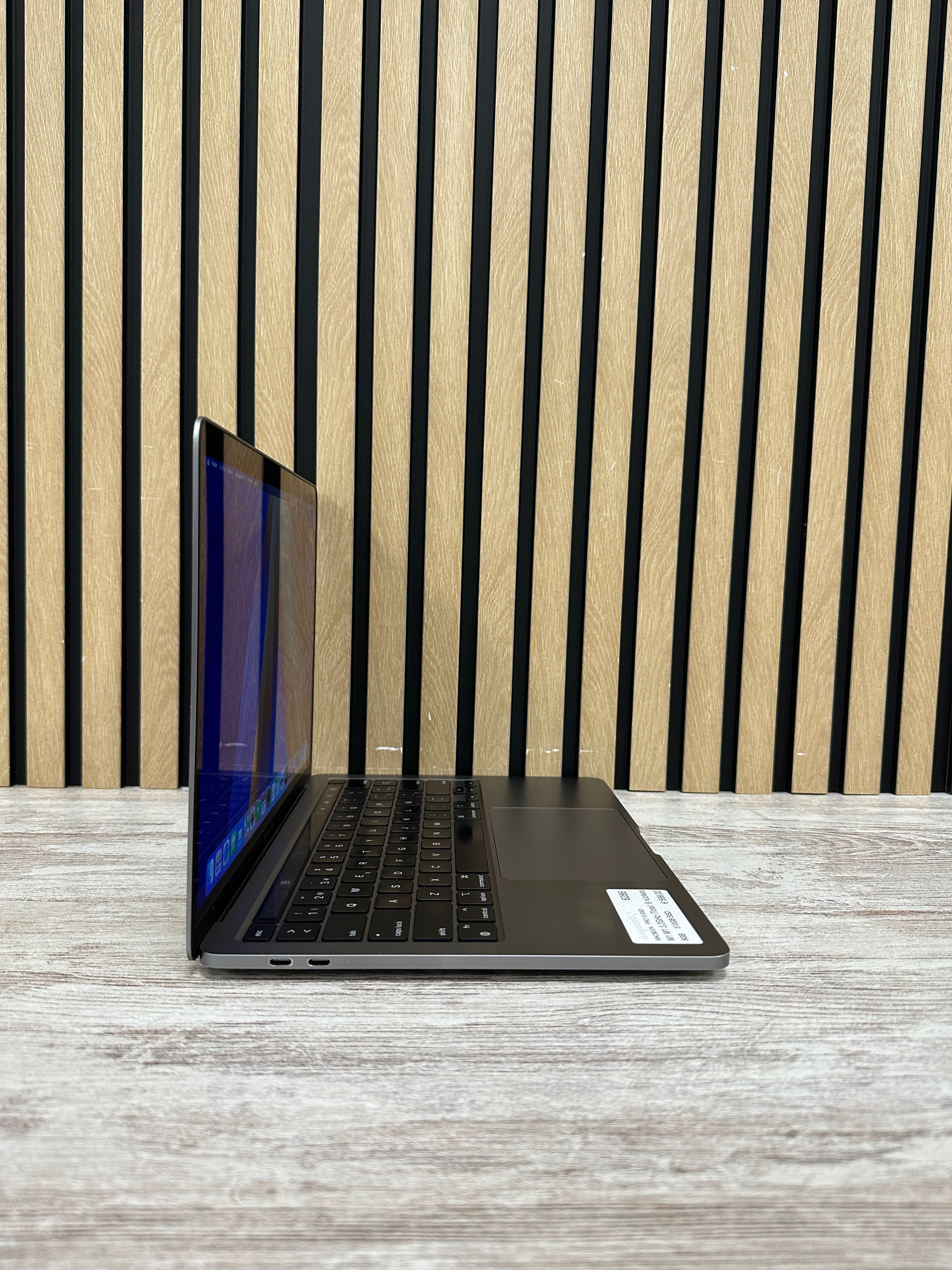 MacBook Pro 13" 2020 M1 8gb 512gb SSD