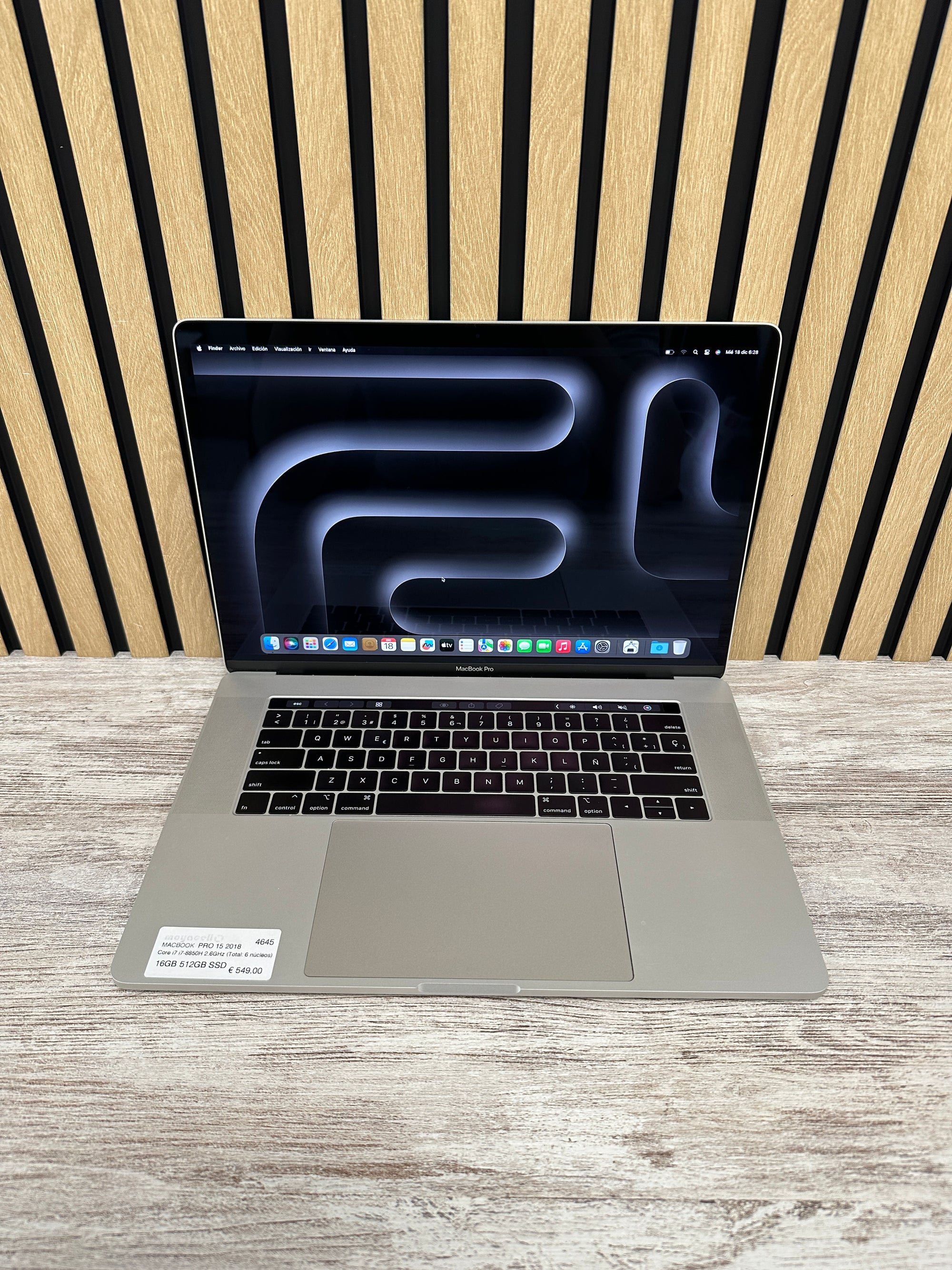 MacBook Pro 15" 2018 i7 16gb 512gb SSD