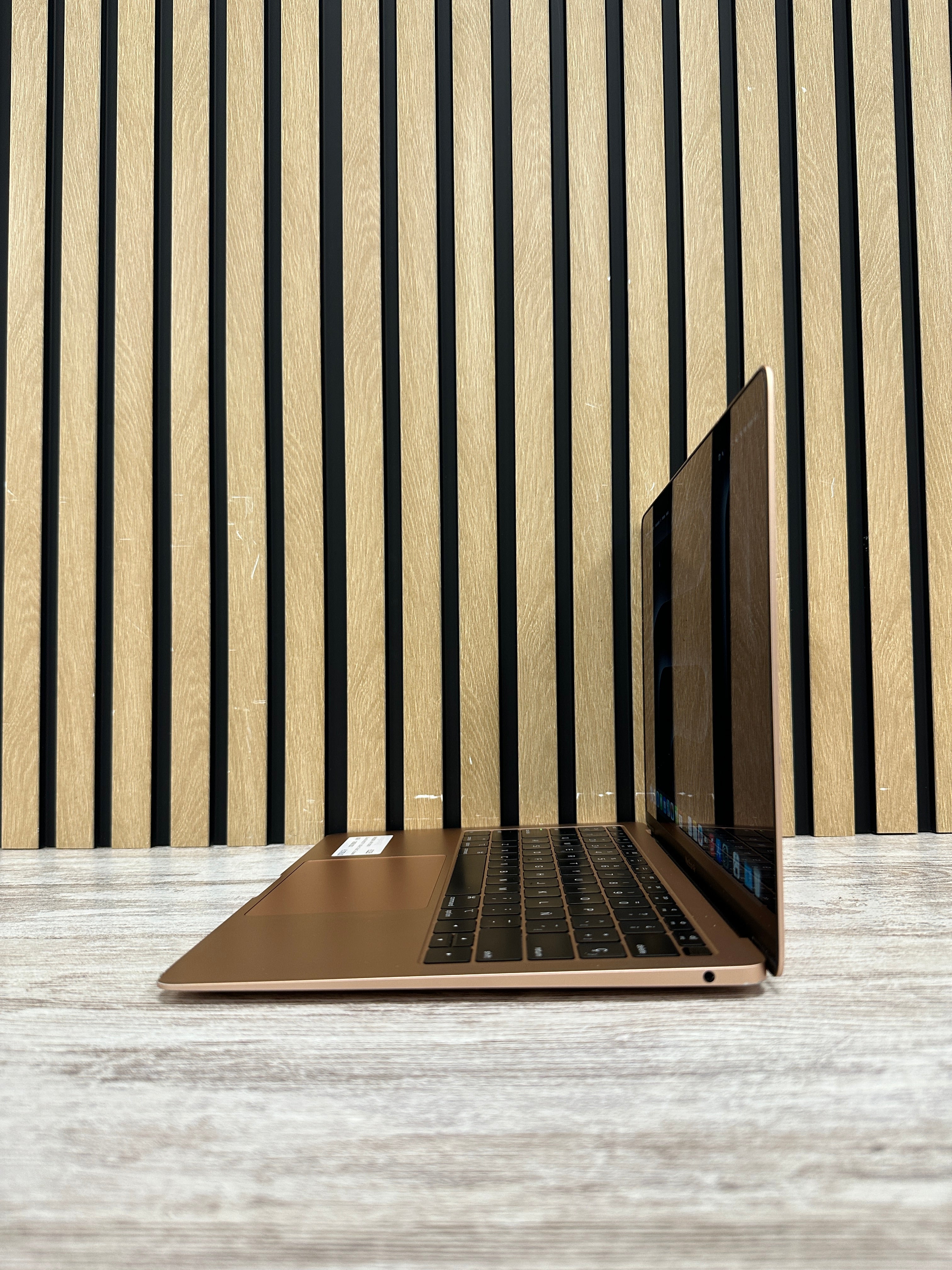 MacBook Air 13" 2019 i5 8gb 128gb SSD