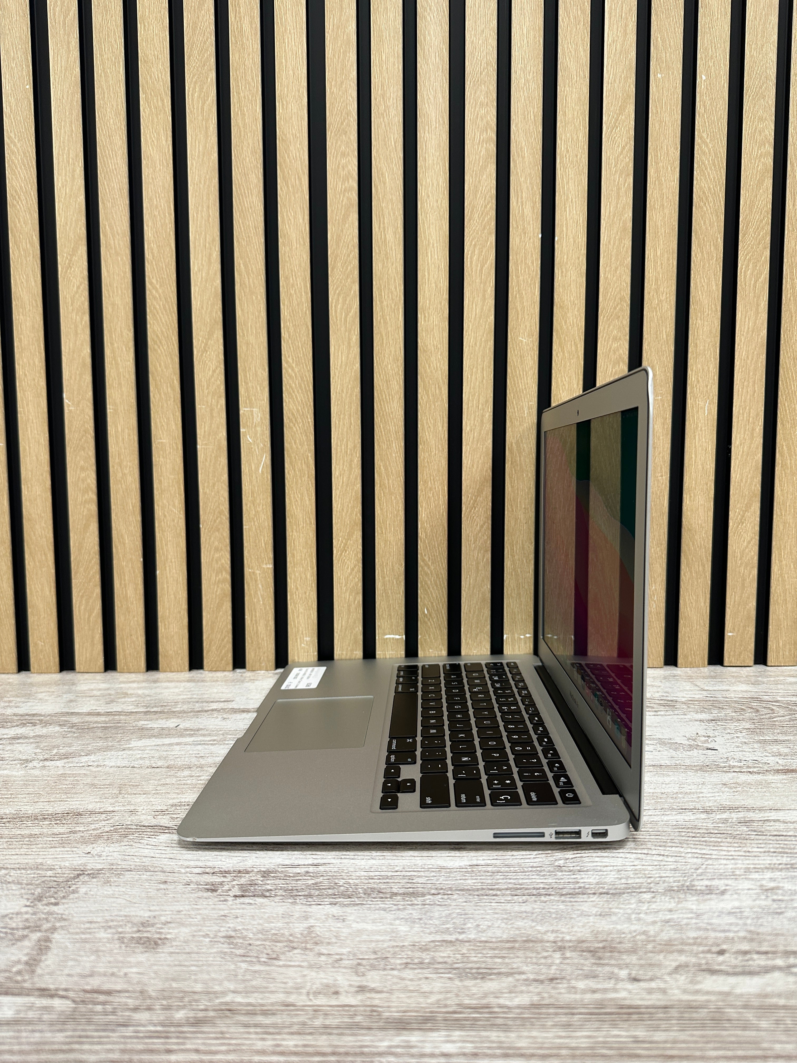 MacBook Air 13" 2014 i5 4gb 128gb SSD