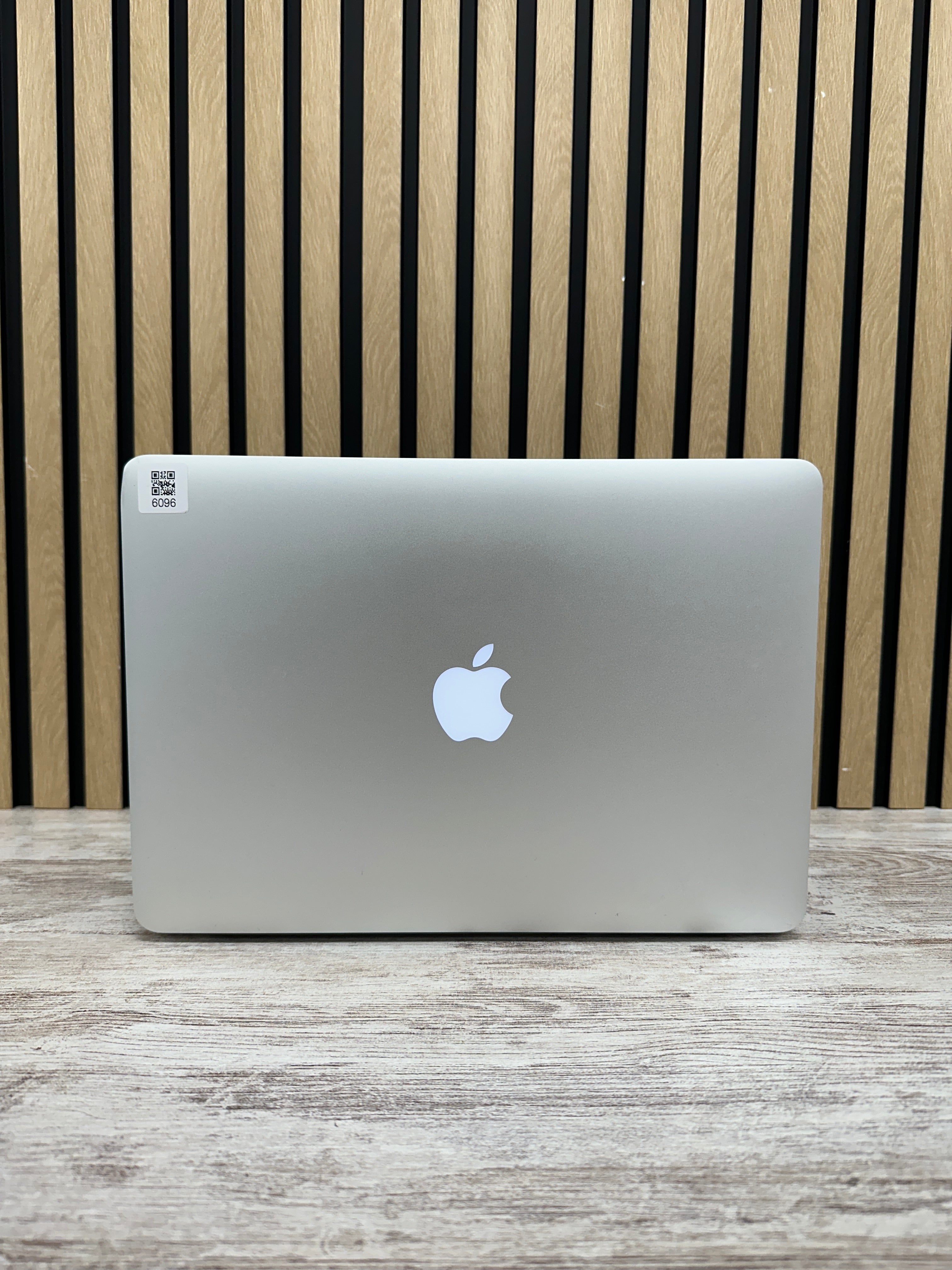 MacBook Air 13" 2014 i5 4gb 128gb SSD