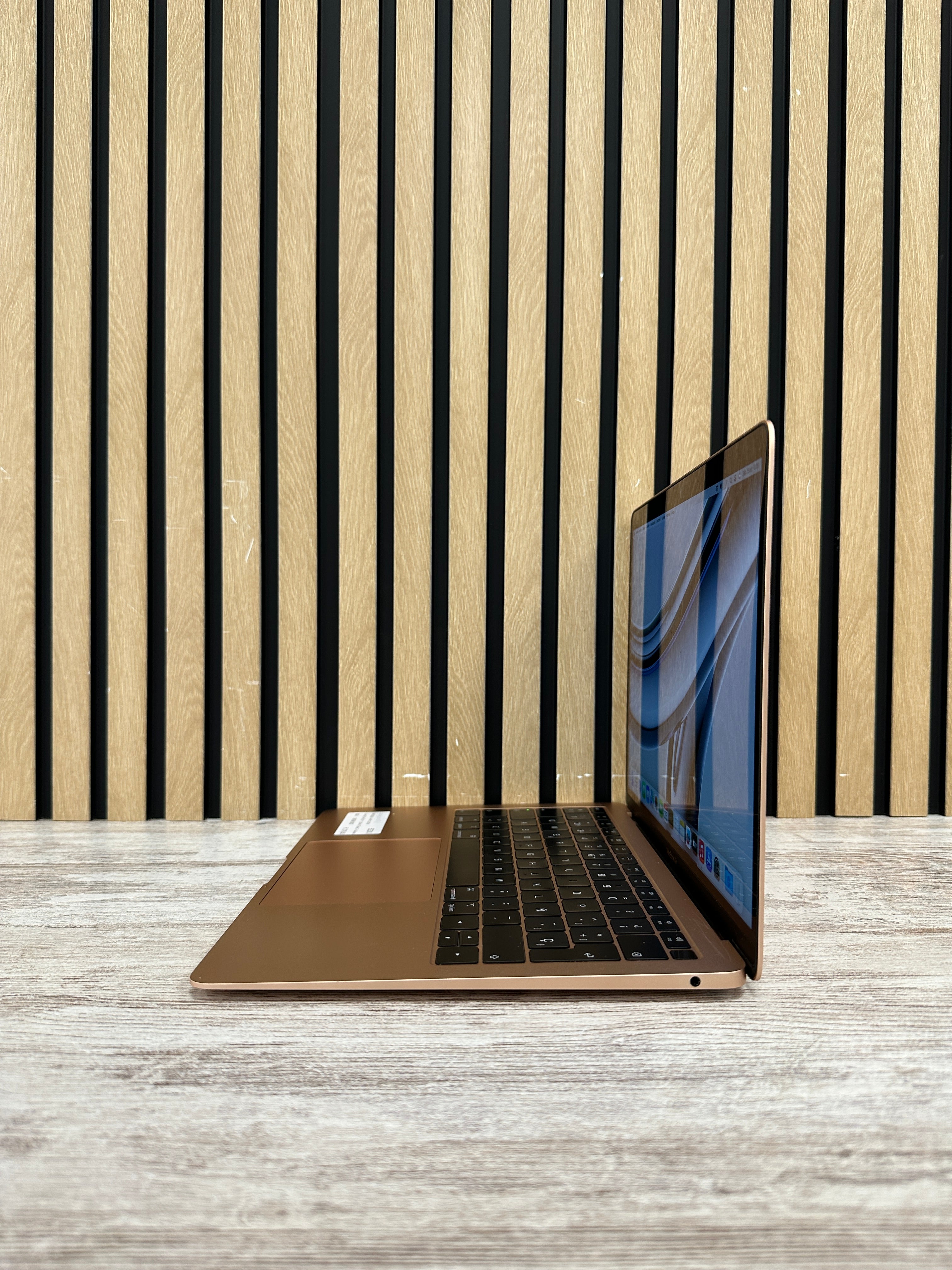 MacBook Air 13" 2019 i5 8gb 128gb SSD