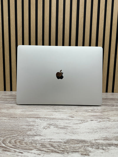 MacBook Pro 15" 2019 i9 32gb 1tb SSD