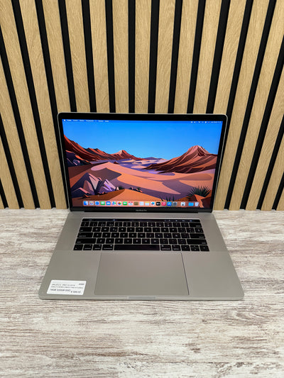 MacBook Pro 15" 2019 i7 16gb 500gb SSD