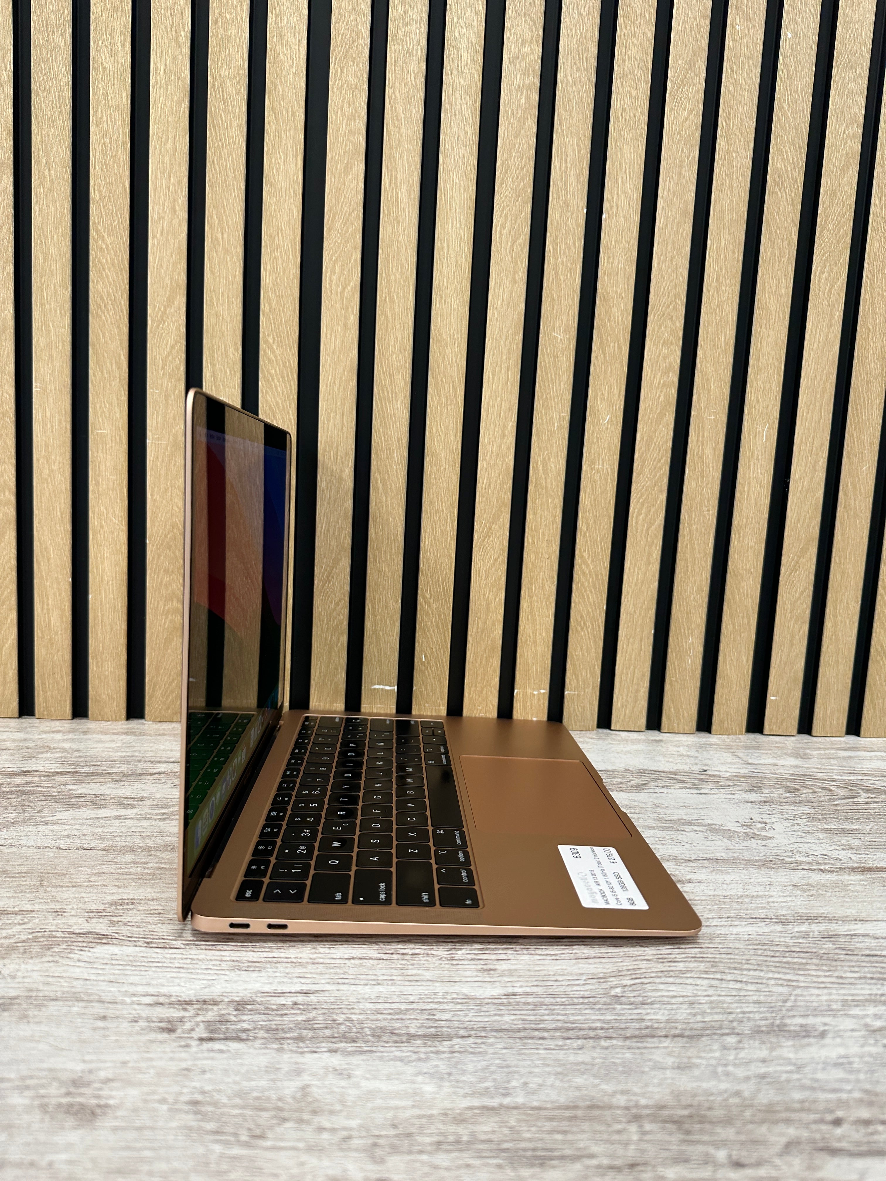 MacBook Air 13" 2019 i5 8gb 128gb SSD