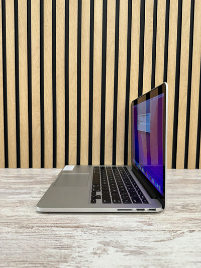 MacBook Pro 13" 2015 i5 8gb 250gb SSD