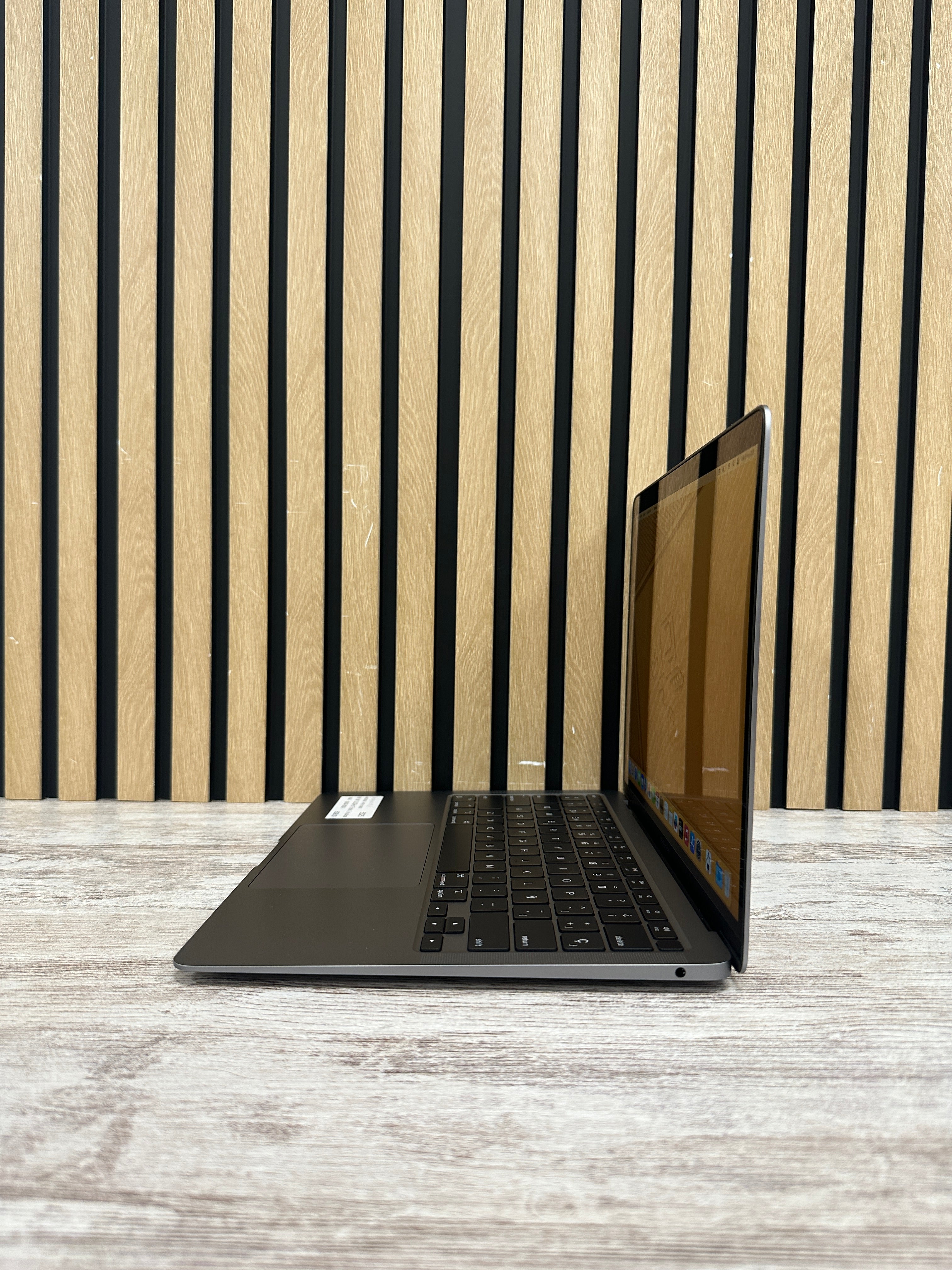 MacBook Air 13" 2020 M1 16gb 500gb SSD