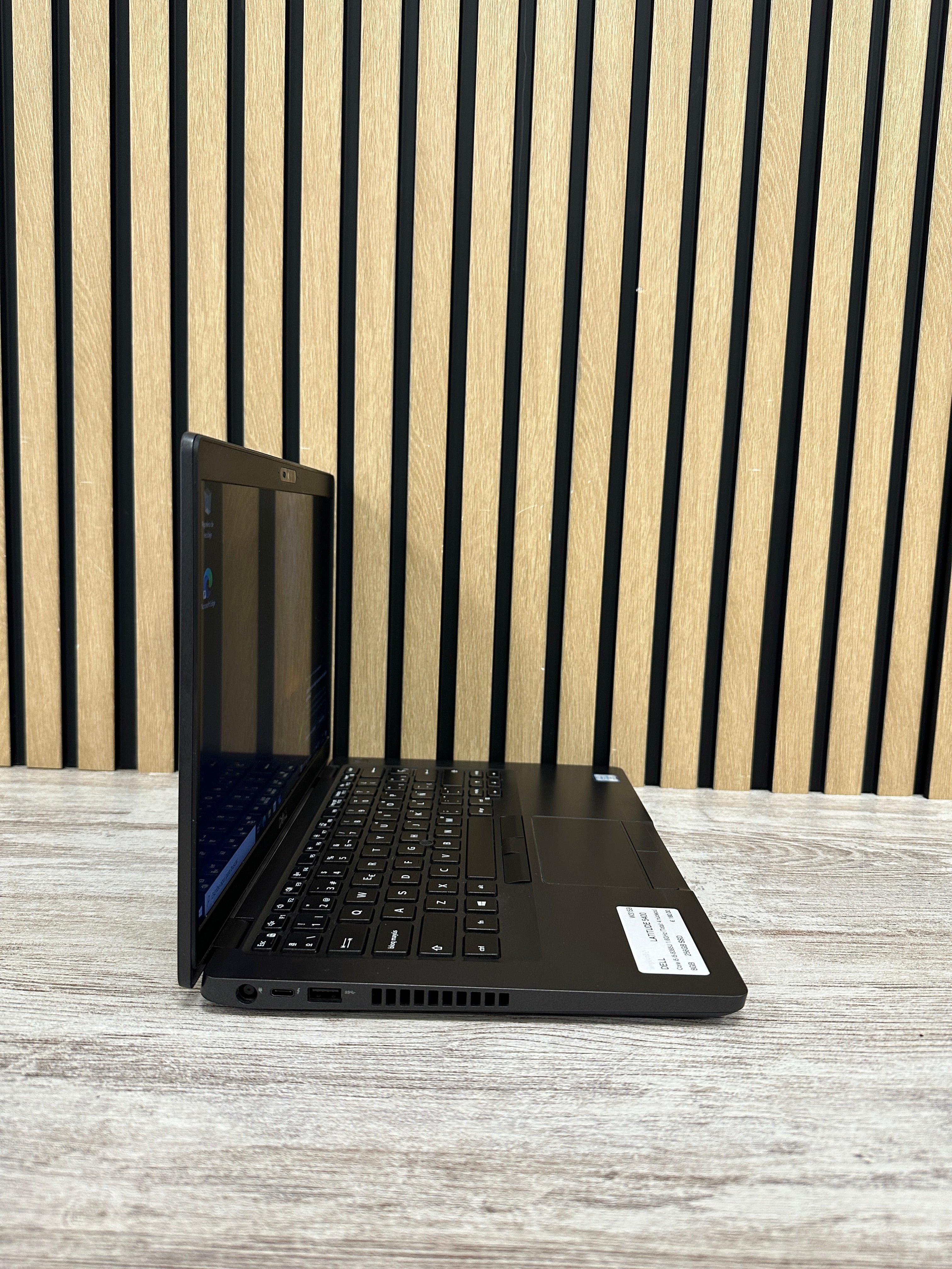 DELL LATITUDE 5400 i5 8GB 256GB SSD 14.0"