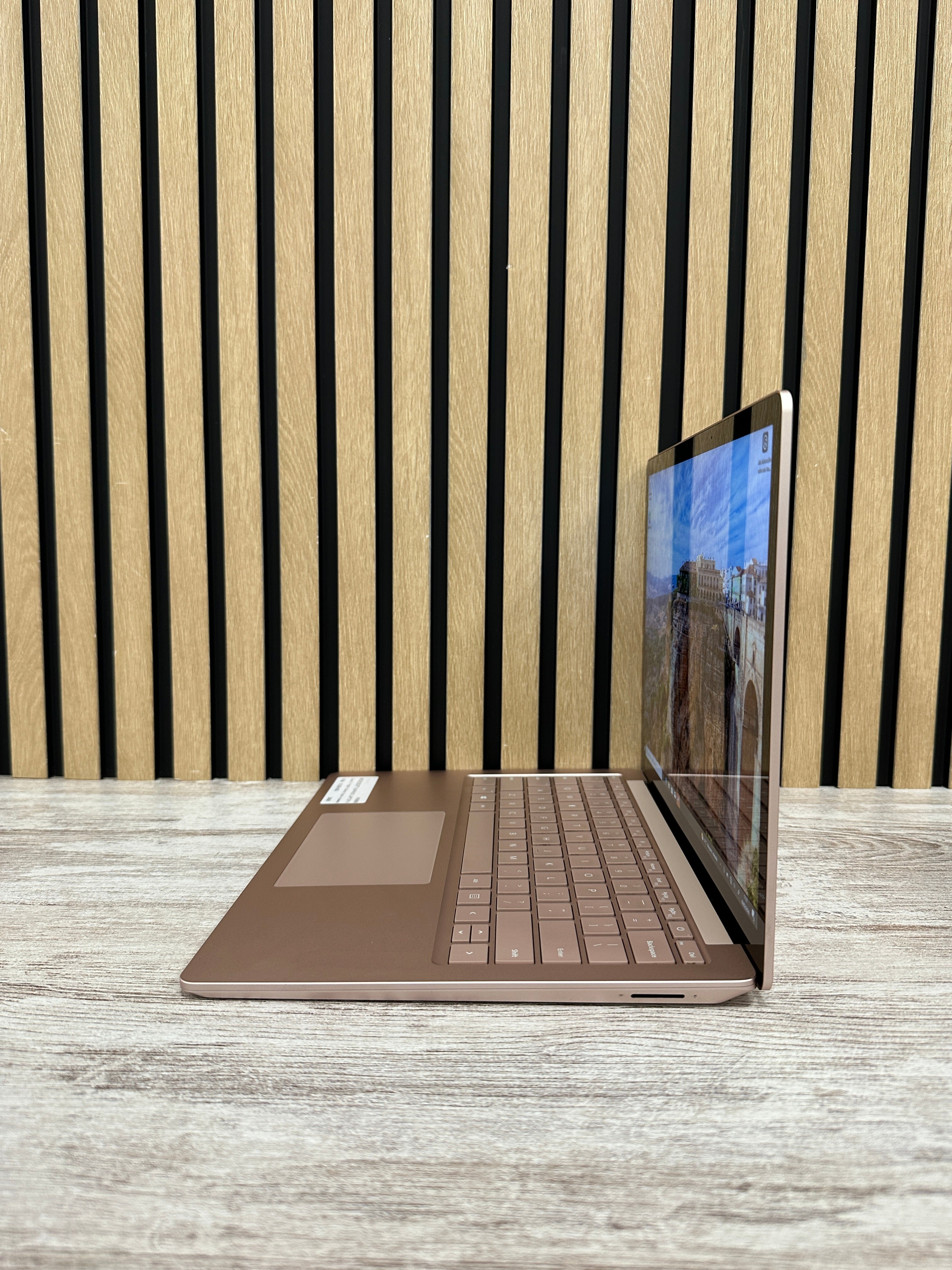MICROSOFT CORP. SURFACE LAPTOP 4 Core i7 i7-1185G7 3.0GHz (Total: 4 núcleos) 16GB 512GB SSD 13.5"