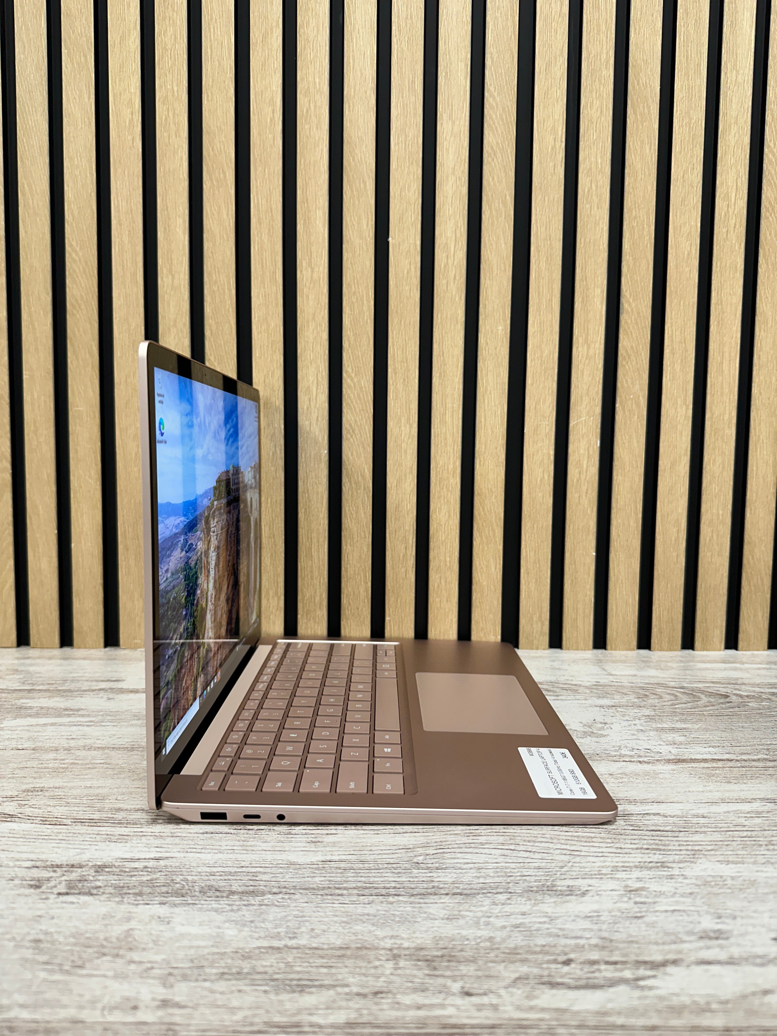 MICROSOFT CORP. SURFACE LAPTOP 4 Core i7 i7-1185G7 3.0GHz (Total: 4 núcleos) 16GB 512GB SSD 13.5"