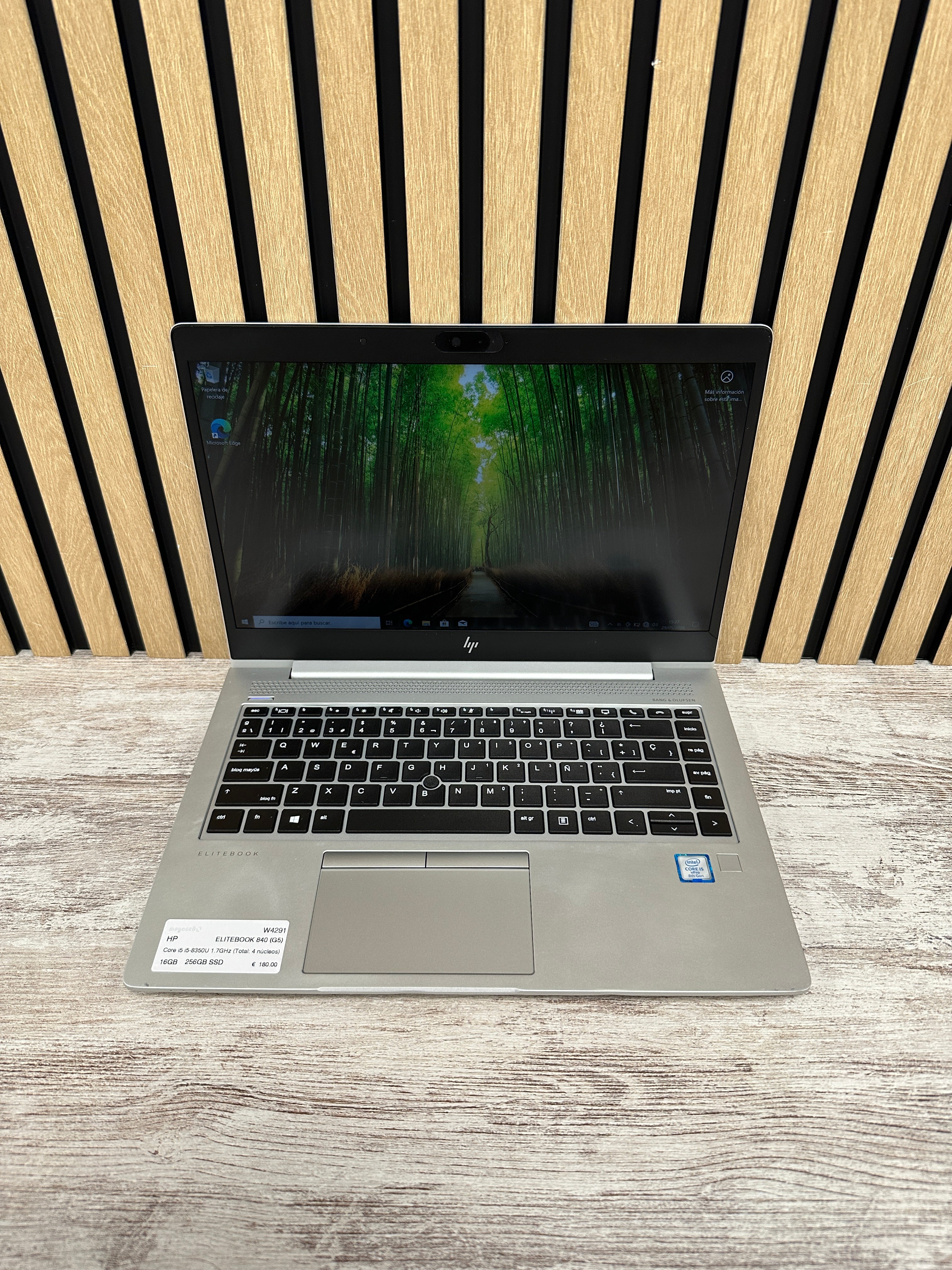 HP ELITEBOOK 840 (G5) Core i5 i5-8350U 1.7GHz (Total: 4 núcleos) 16GB 256GB SSD 14"