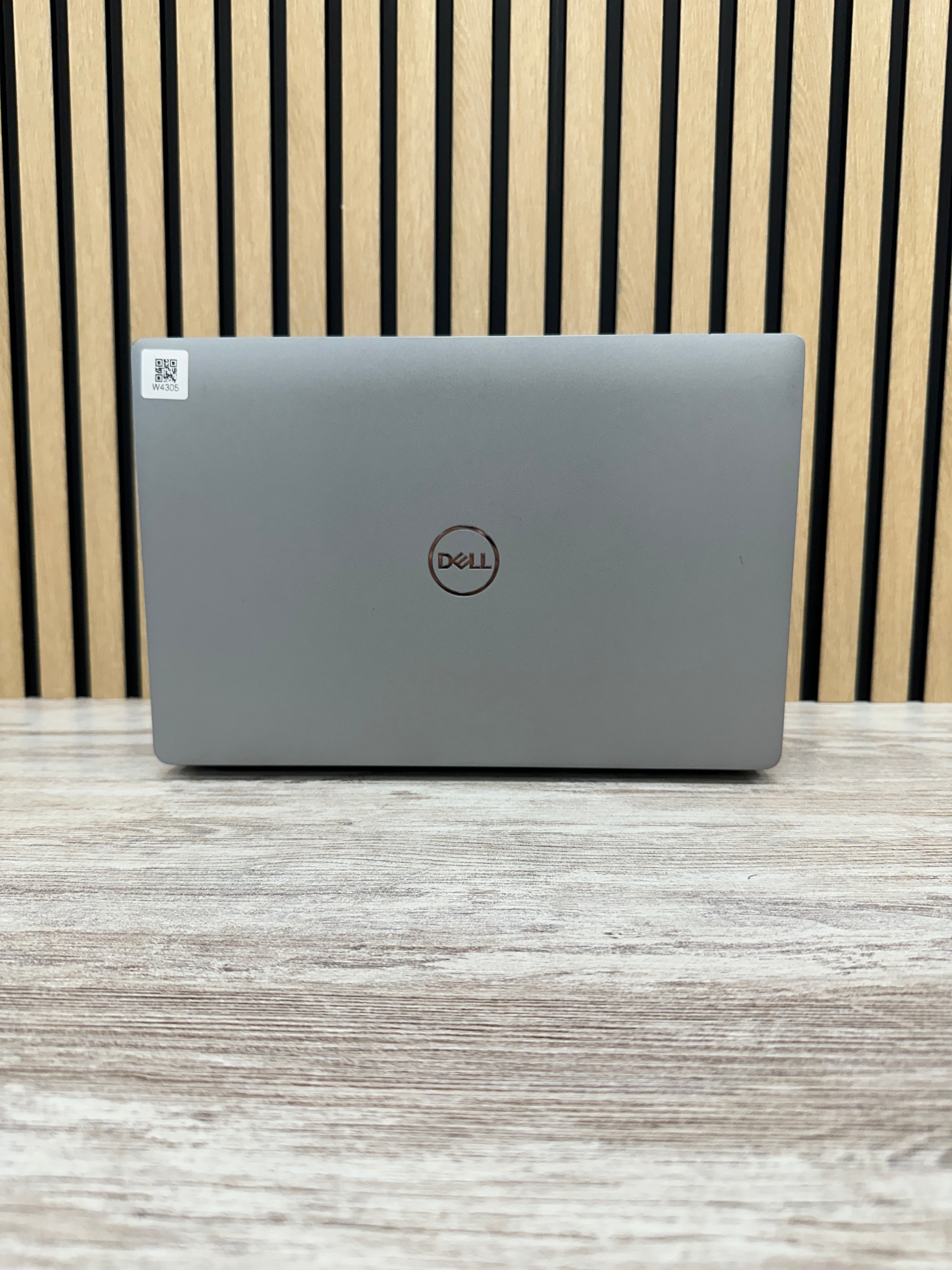 DELL LATITUDE 5420 Core i5 i5-1145G7 2.6GHz (Total: 4 núcleos) 16GB 256GB SSD 14"