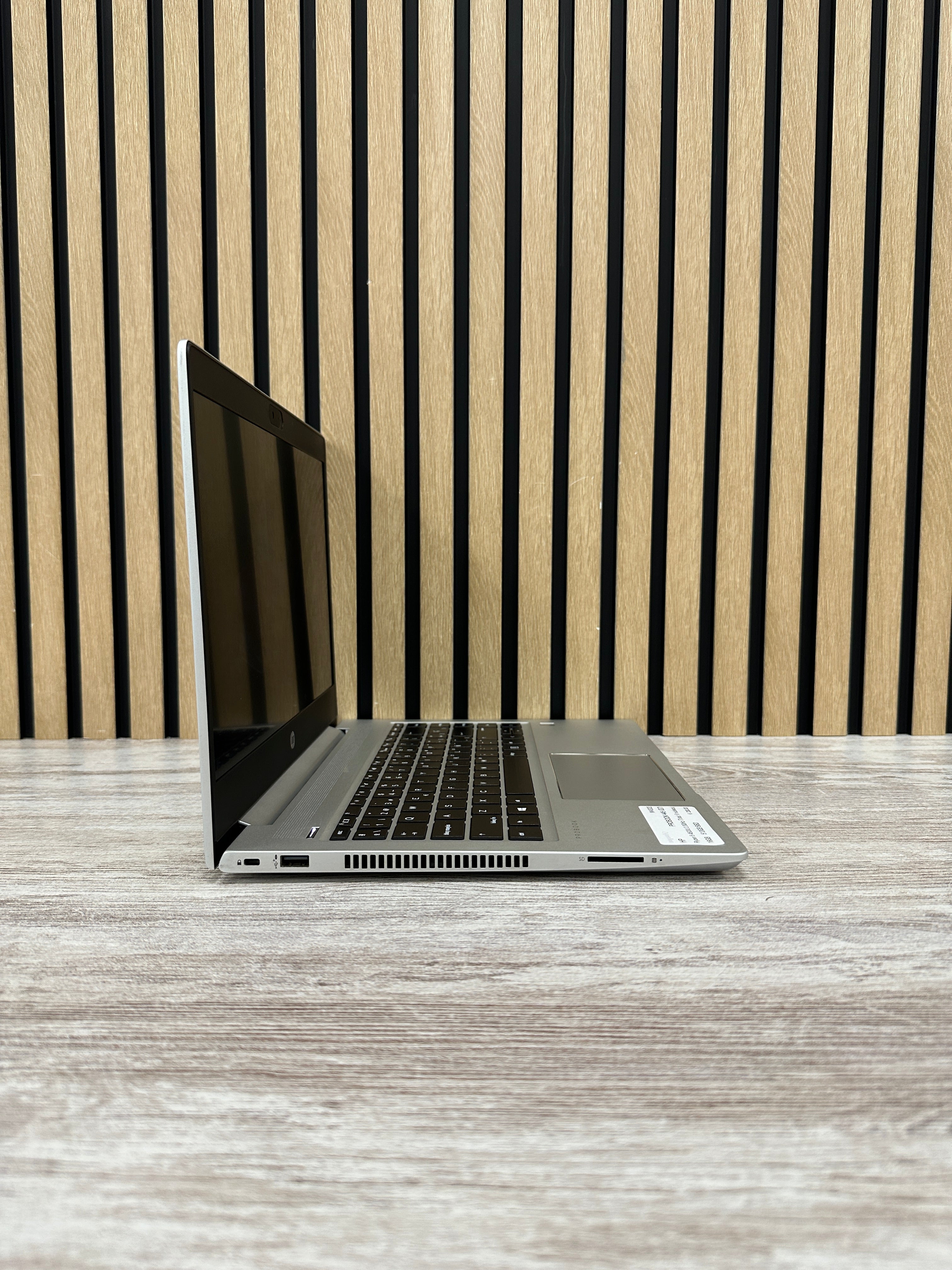 HP PROBOOK 445 (G7) Ryzen 5 4500U 2.3GHz (Total: 6 núcleos) 16GB 512GB SSD 14"