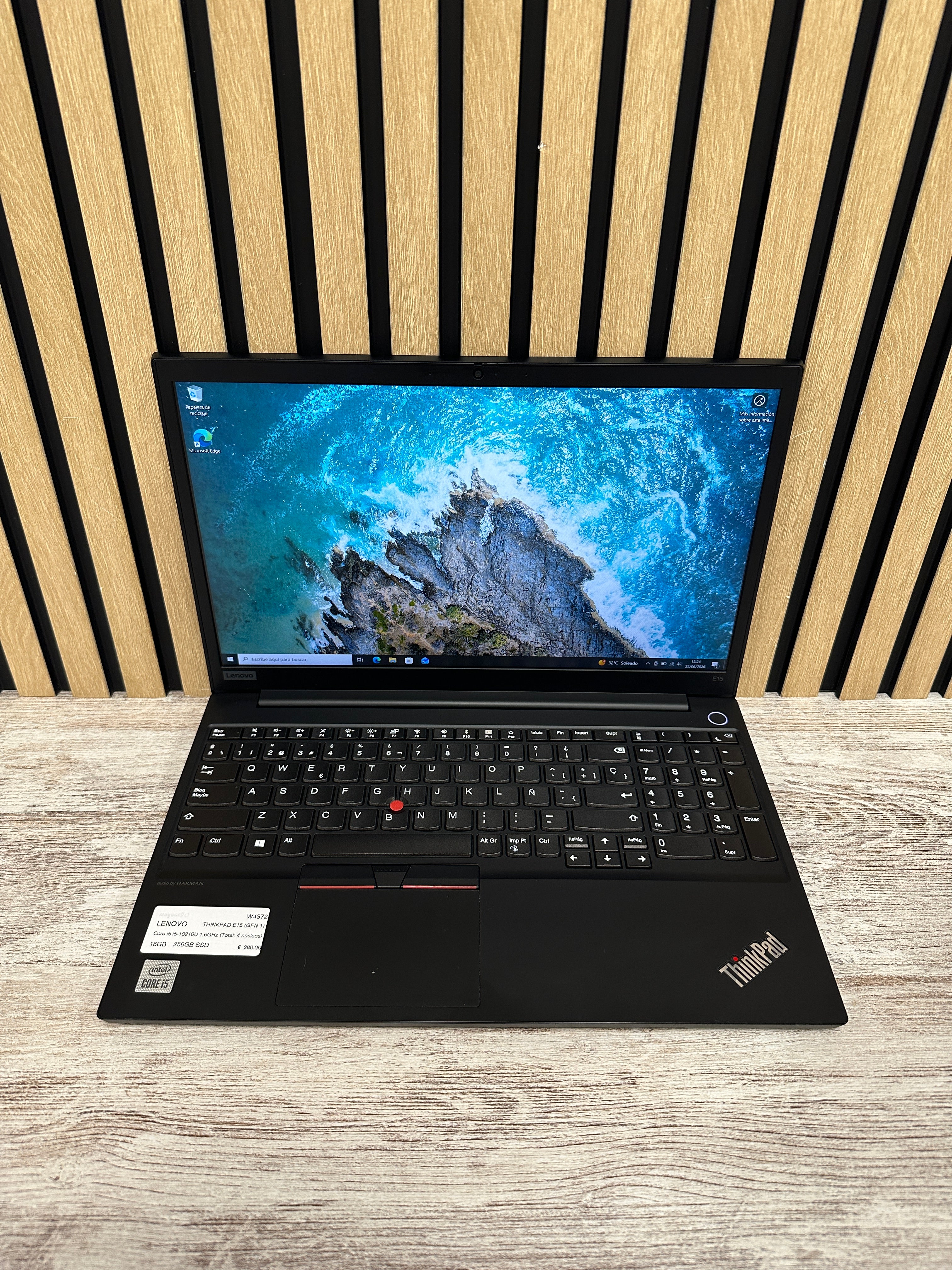 LENOVO THINKPAD E15 (GEN 1) Core i5 i5-10210U 1.6GHz (Total: 4 núcleos) 16GB 256GB SSD 15.6"