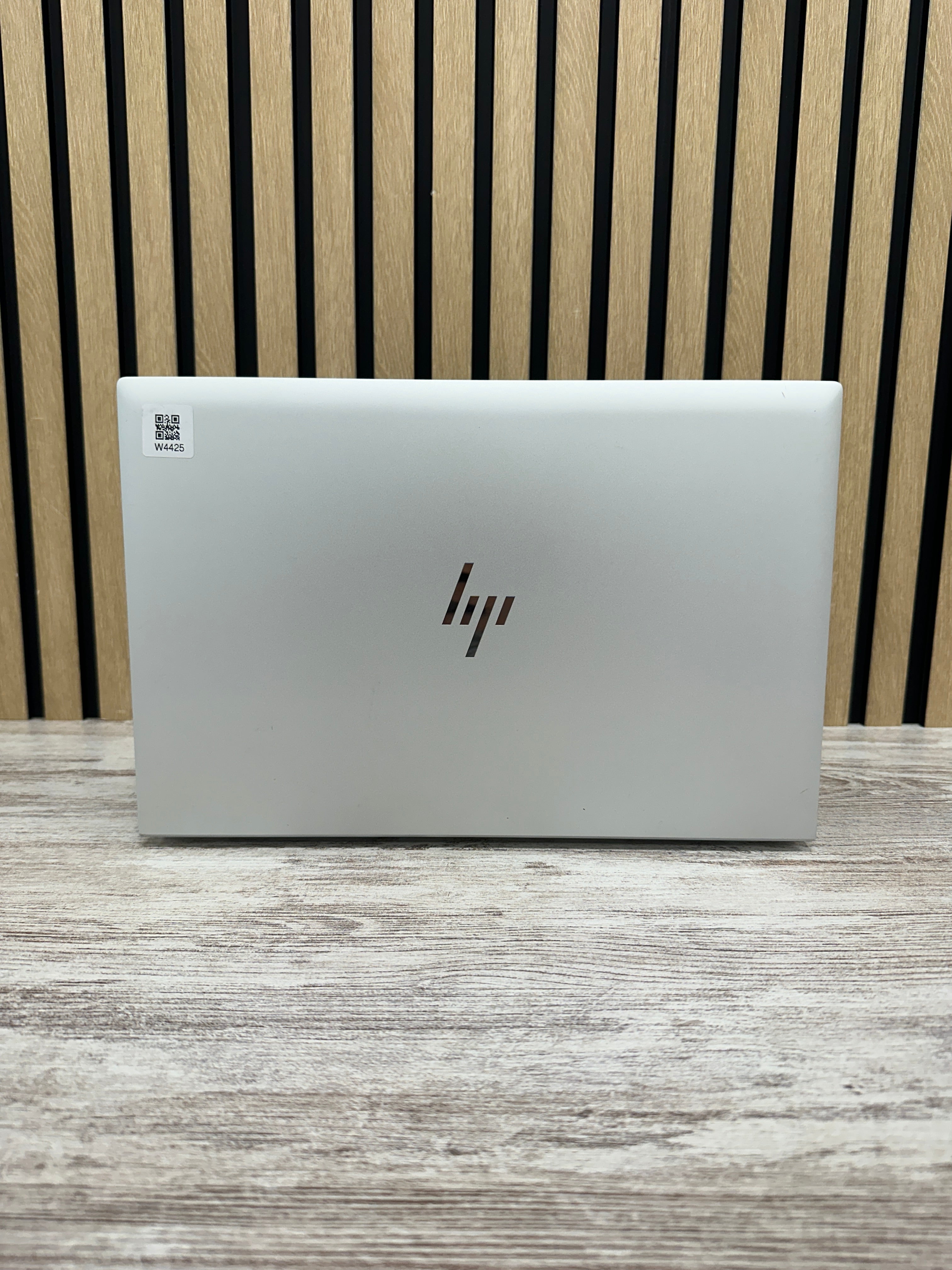 HP Elitebook 840 G8 Core i7 i7-1185G7 3.00GHz (Total: 4 núcleos) 16GB 256GB SSD