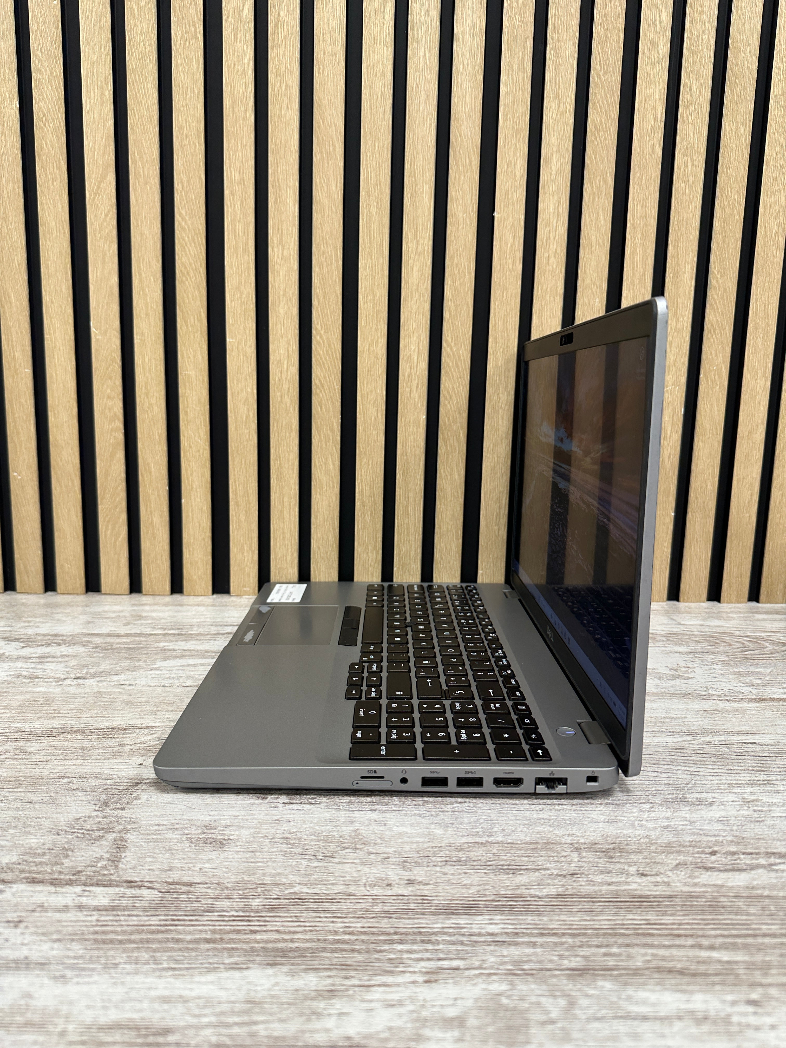 DELL LATITUDE 5510 i5 16GB 256GB SSD 15.6"