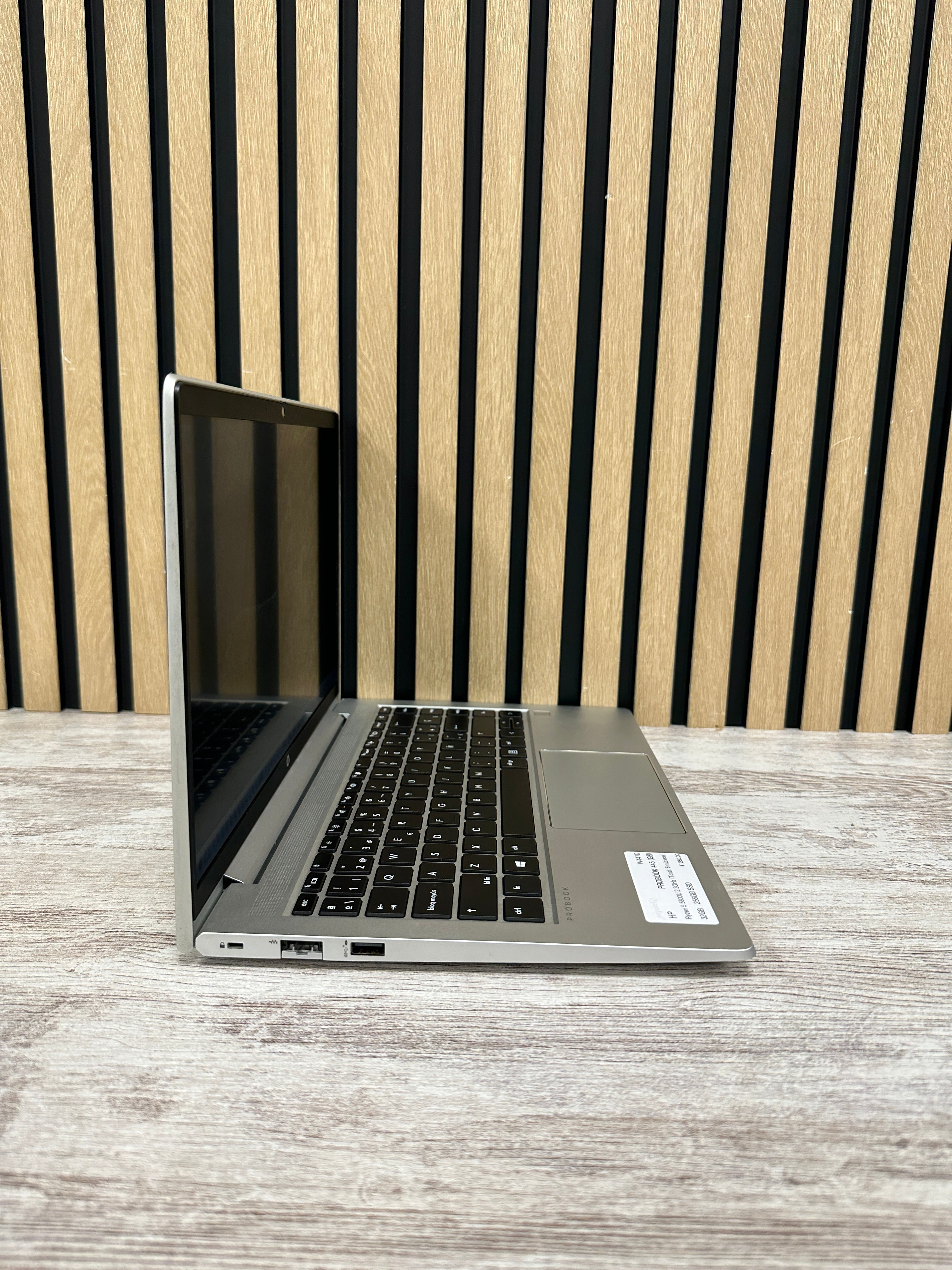 HP PROBOOK 445 (G8) Ryzen 5 32GB 256GB SSD 14"