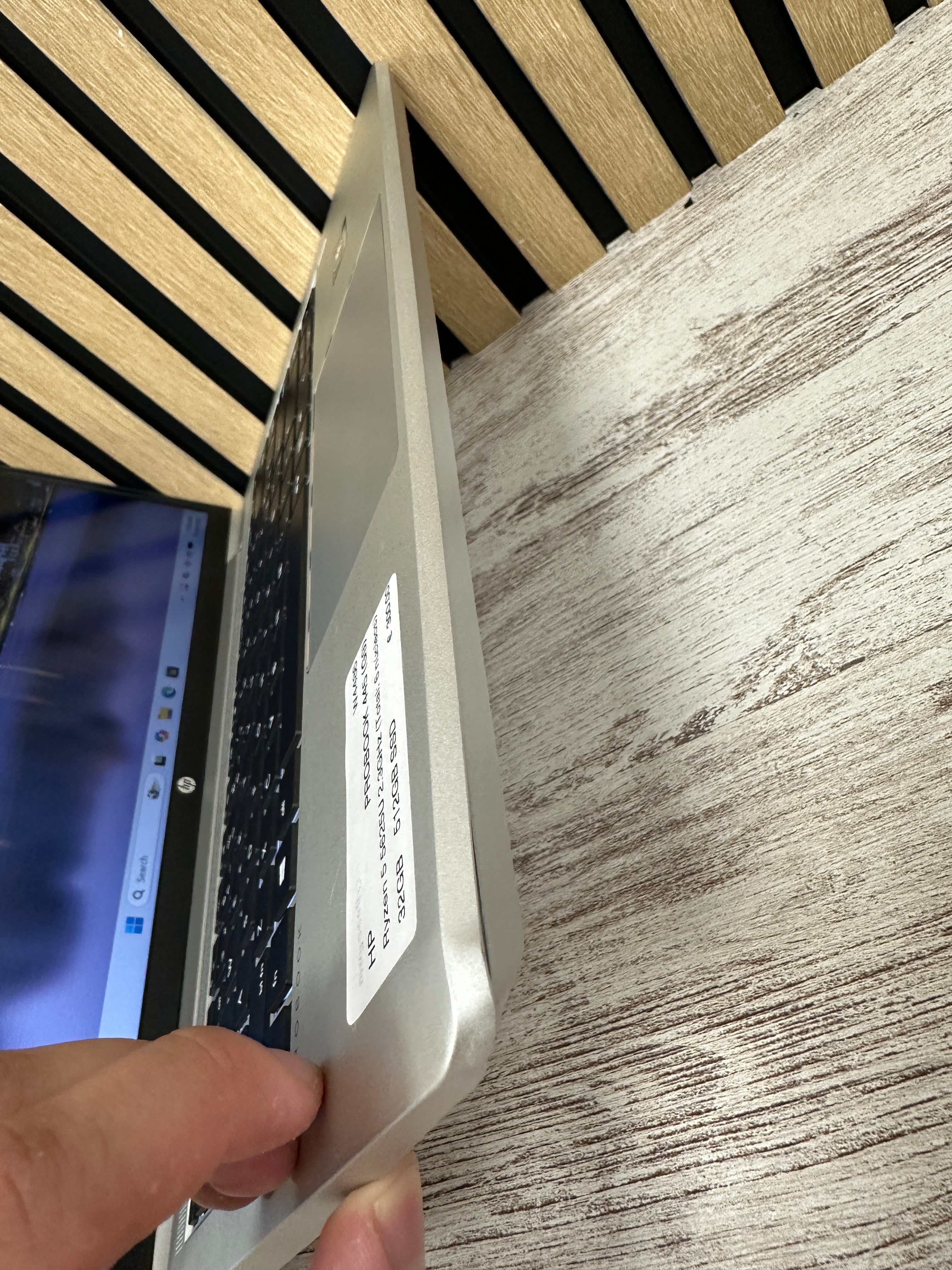 HP PROBOOK 445 (G9) Ryzen 5 32GB 512GB SSD 14"