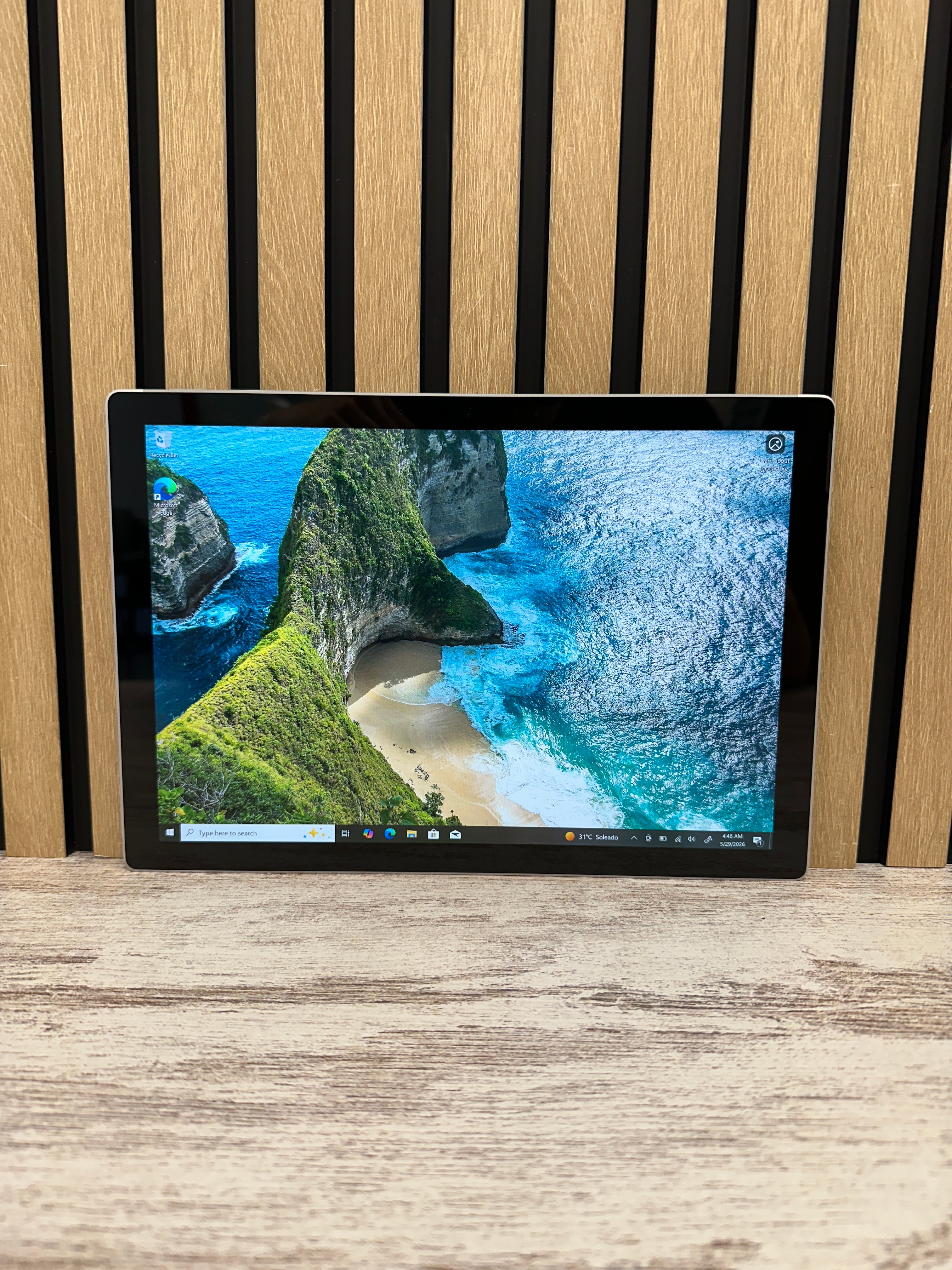 MICROSOFT SURFACE PRO 7 Core i7 i7-1065G7 1.3GHz (Total: 4 cores) 16GB 256GB SSD 12.3"