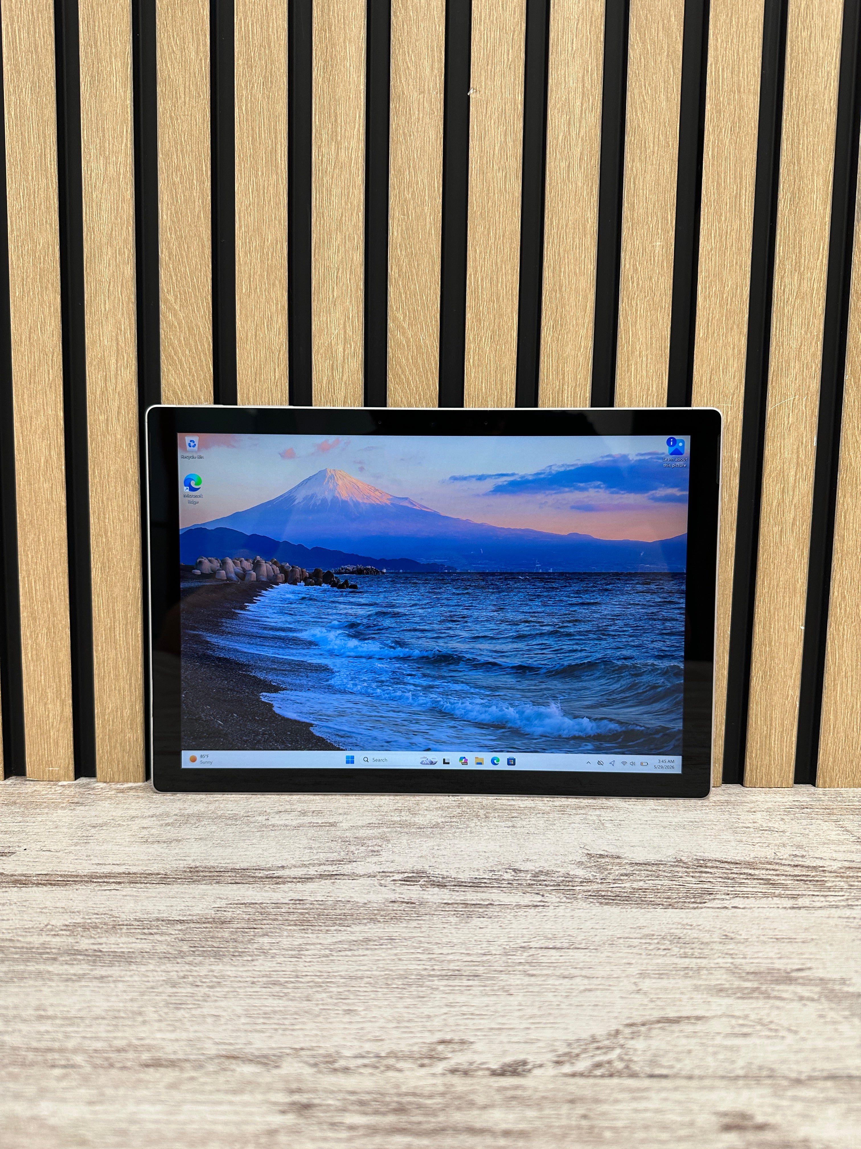 MICROSOFT SURFACE PRO 7 Core i7 i7-1065G7 1.3GHz (Total: 4 cores) 16GB 256GB SSD 12.3"