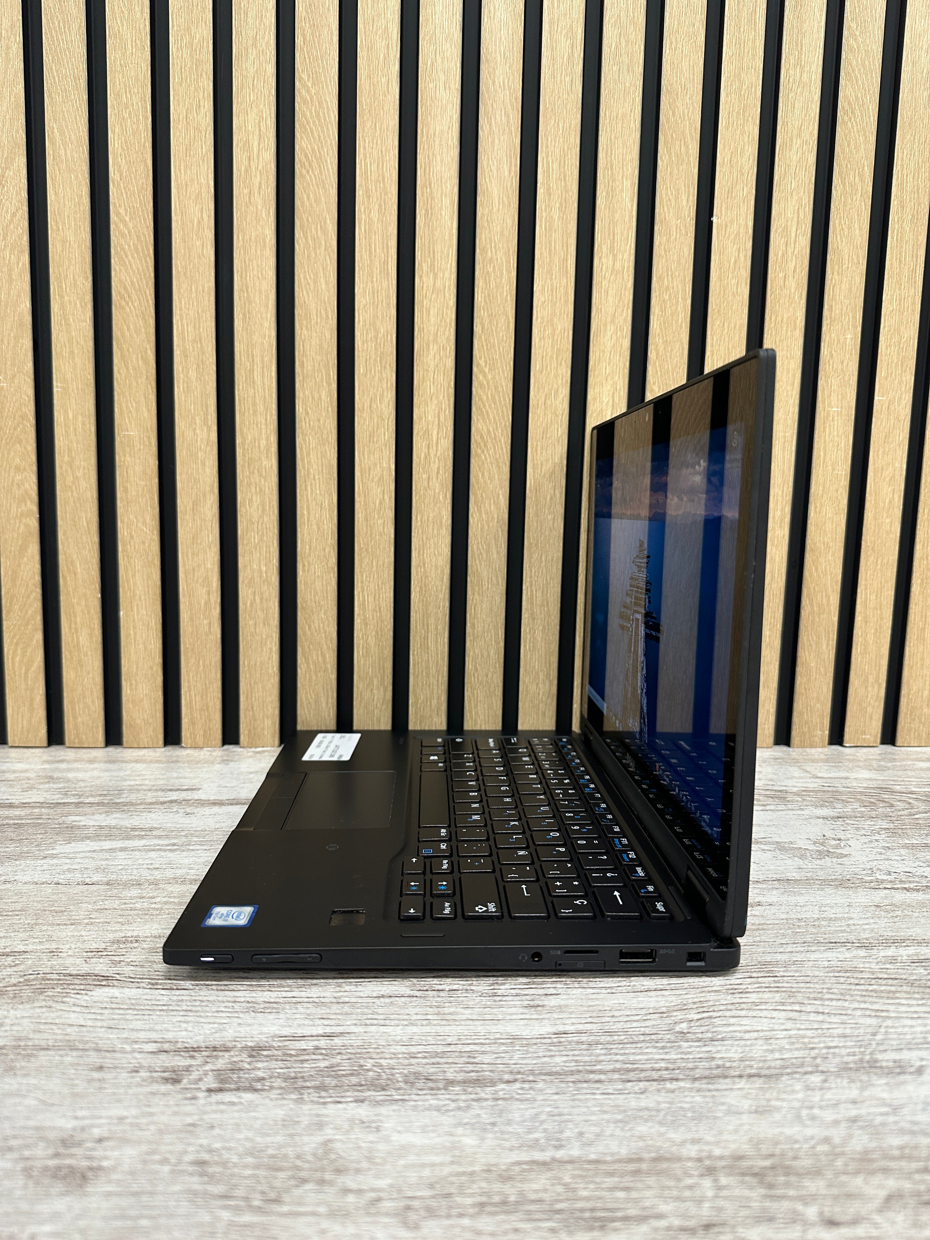 DELL LATITUDE 5289 i7 16GB 256GB SSD 12.5"