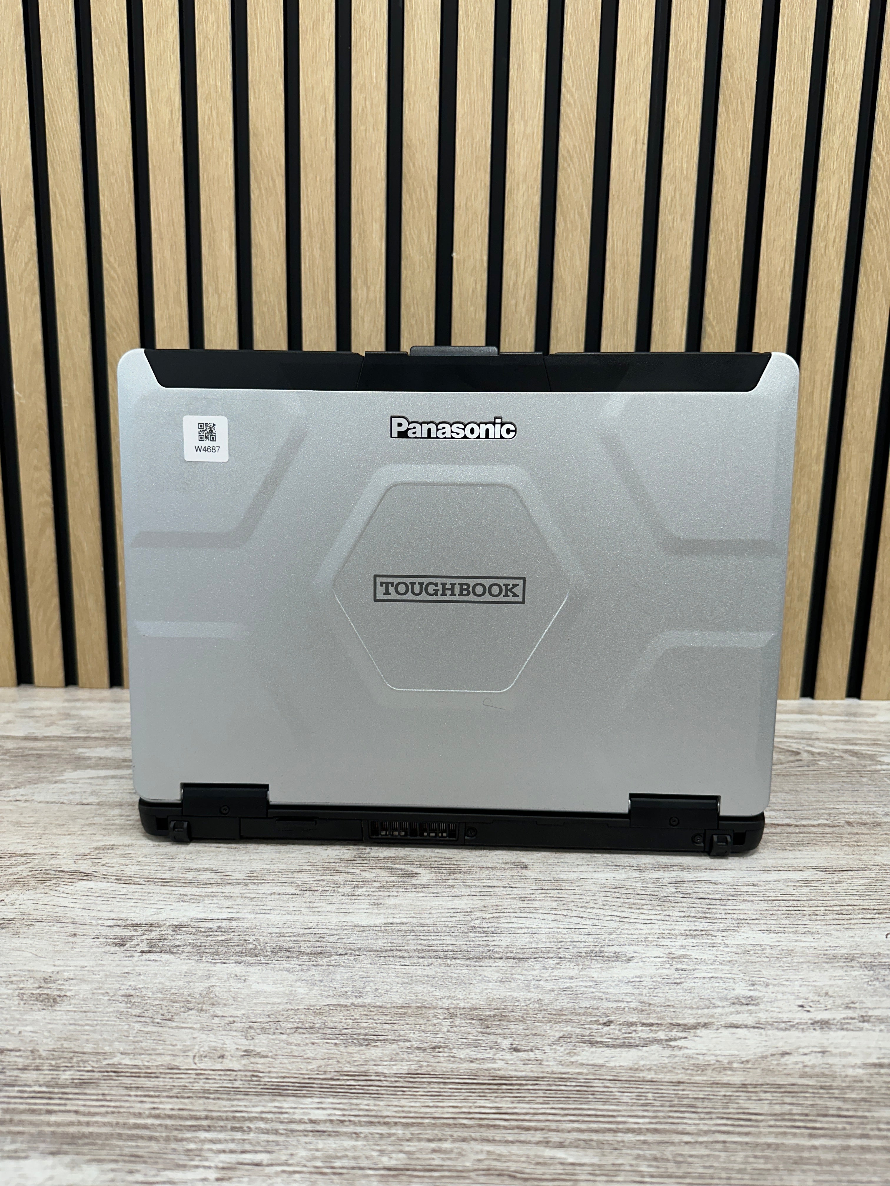 PANASONIC TOUGHBOOK CF-54 Core i5 i5-7300U 2.6GHz (Total: 2 núcleos) 16GB 1TB SSD 14"