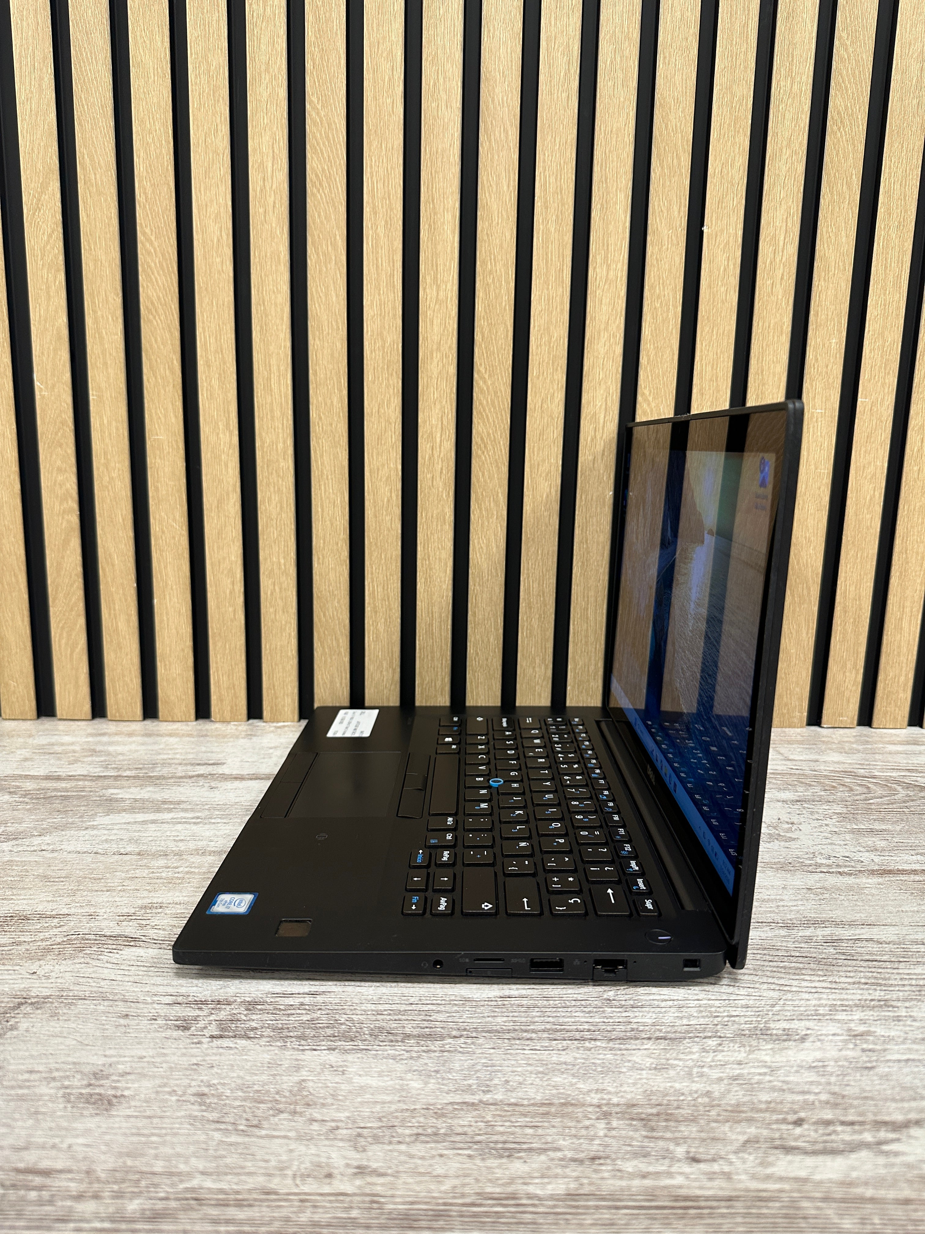 DELL LATITUDE 7480 TÁCTIL i7 16GB 512GB SSD 14"