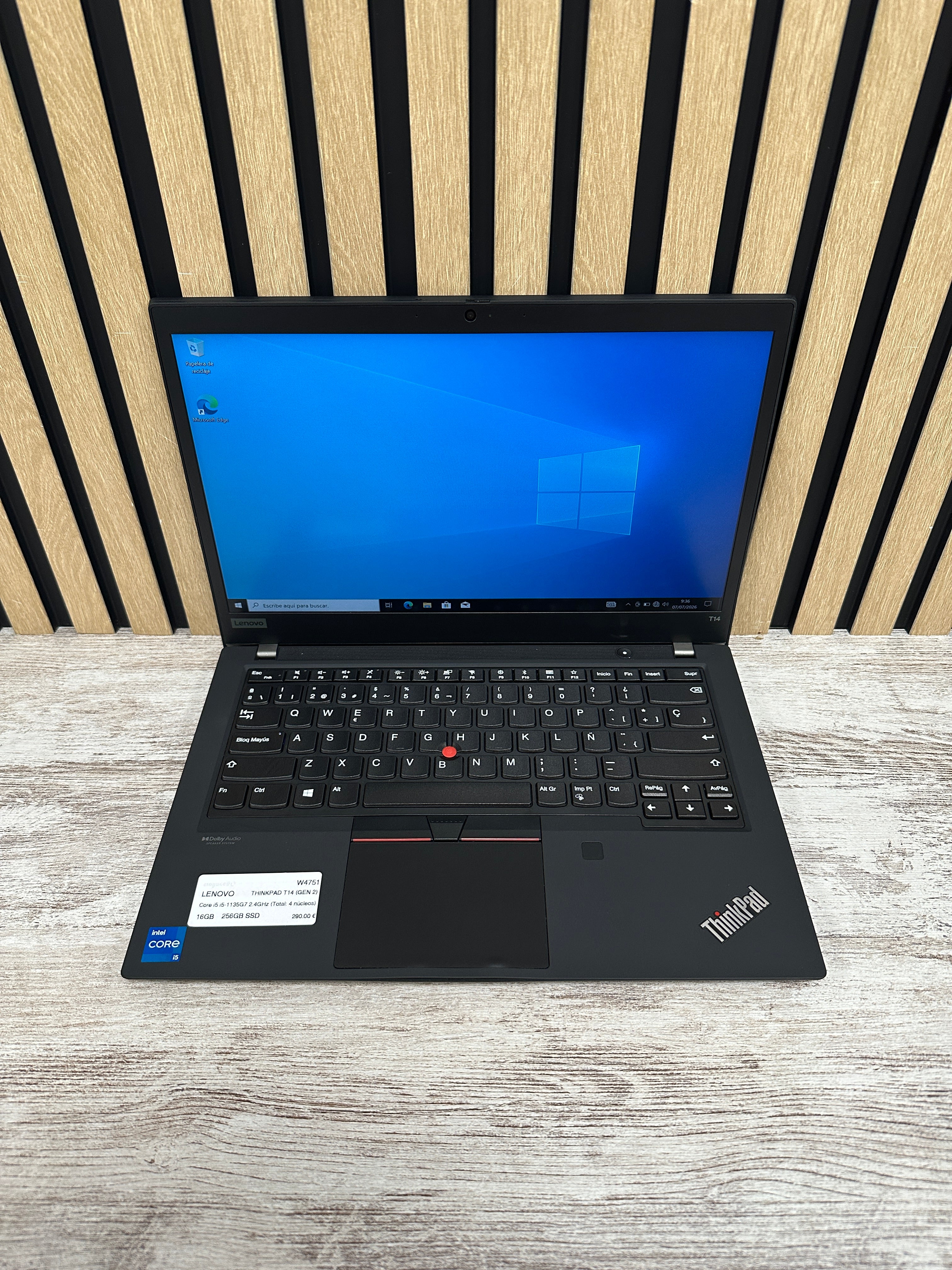 LENOVO THINKPAD T14 (GEN 2) Core i5 i5-1135G7 2.4GHz (Total: 4 núcleos) 16GB 256GB SSD 14" - Moyacell