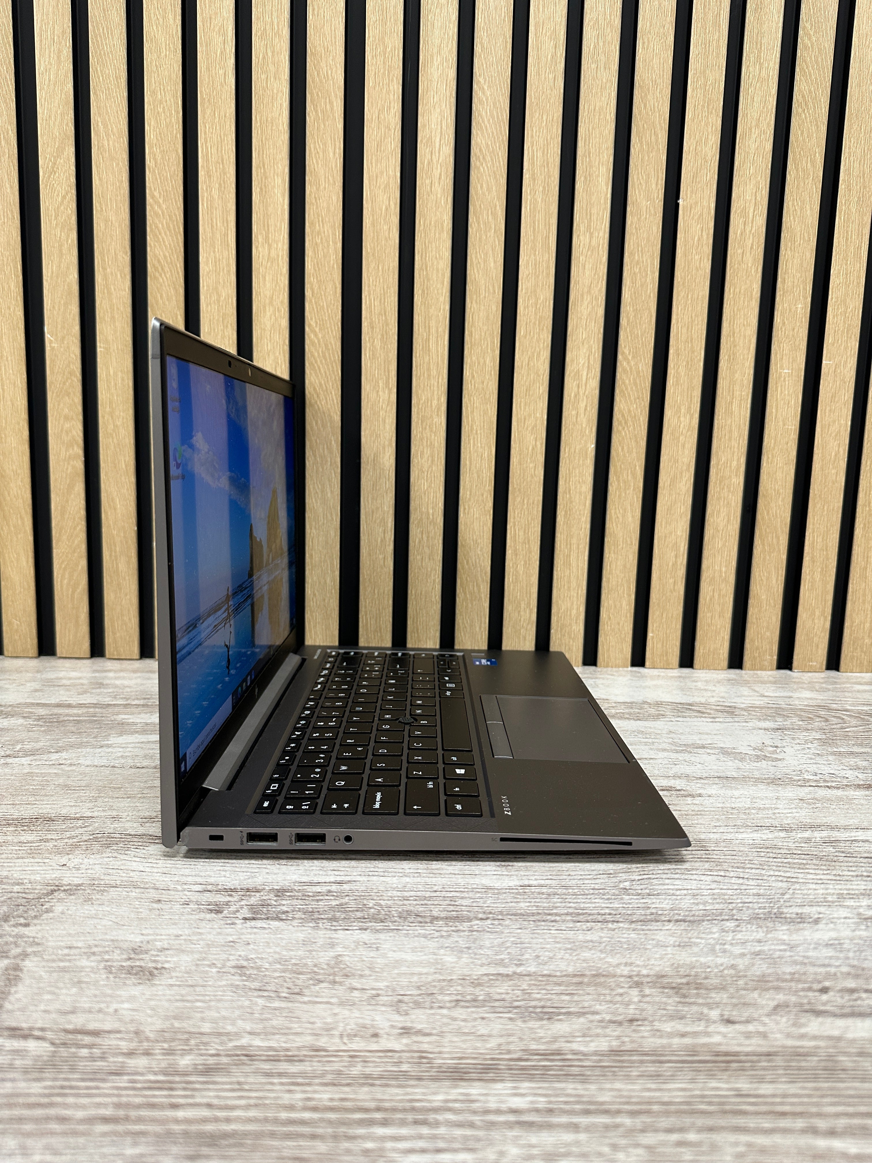 HP ZBOOK FIREFLY 14 (G8) i7 16GB 512GB SSD 14"