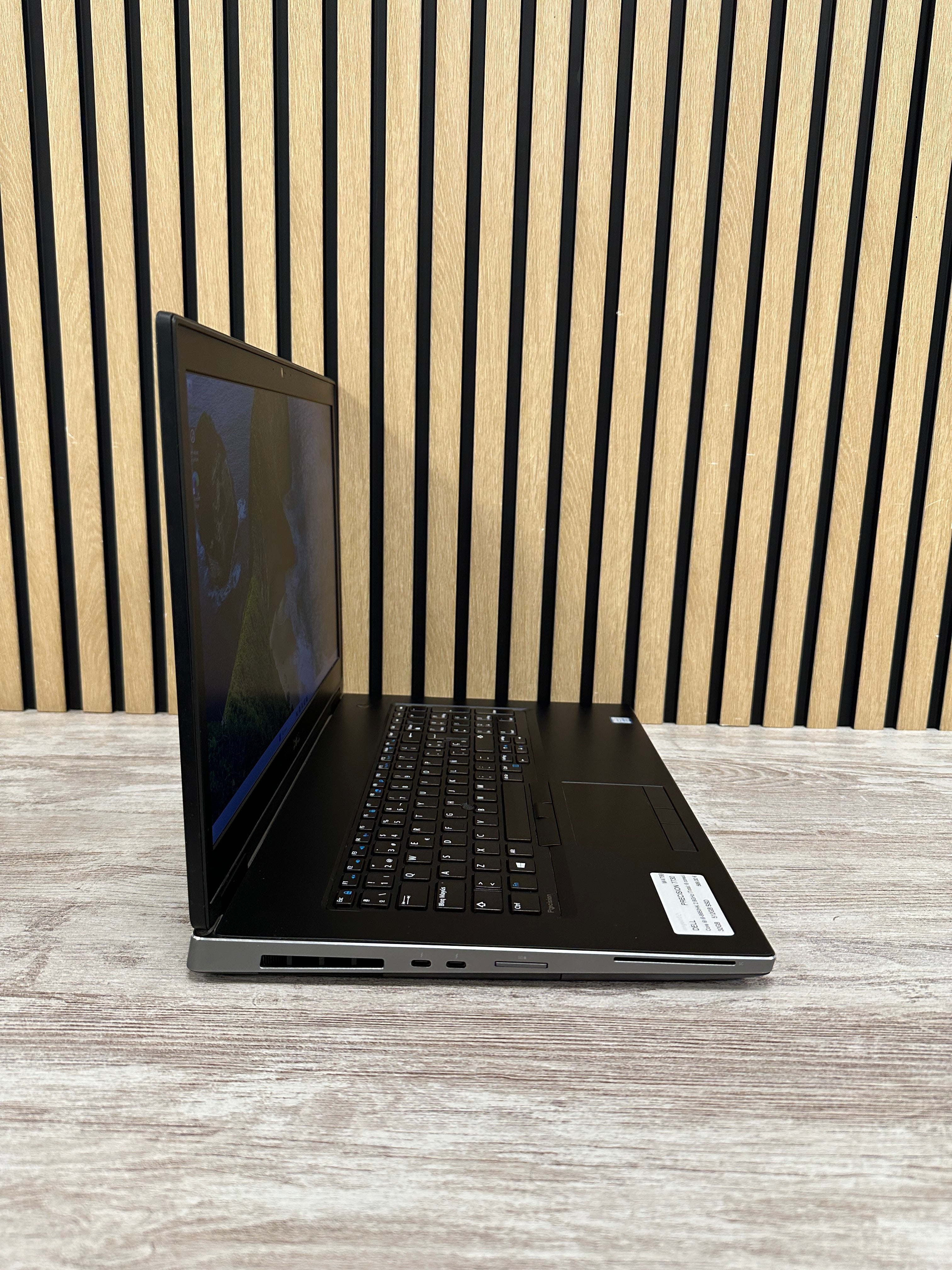 DELL PRECISION 7730 i9 32GB 512GB SSD 17.3"