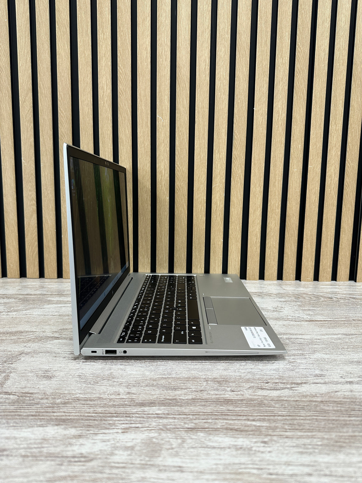 HP ELITEBOOK 855 (G7) Ryzen 7 32GB 1TB SSD 15.6"
