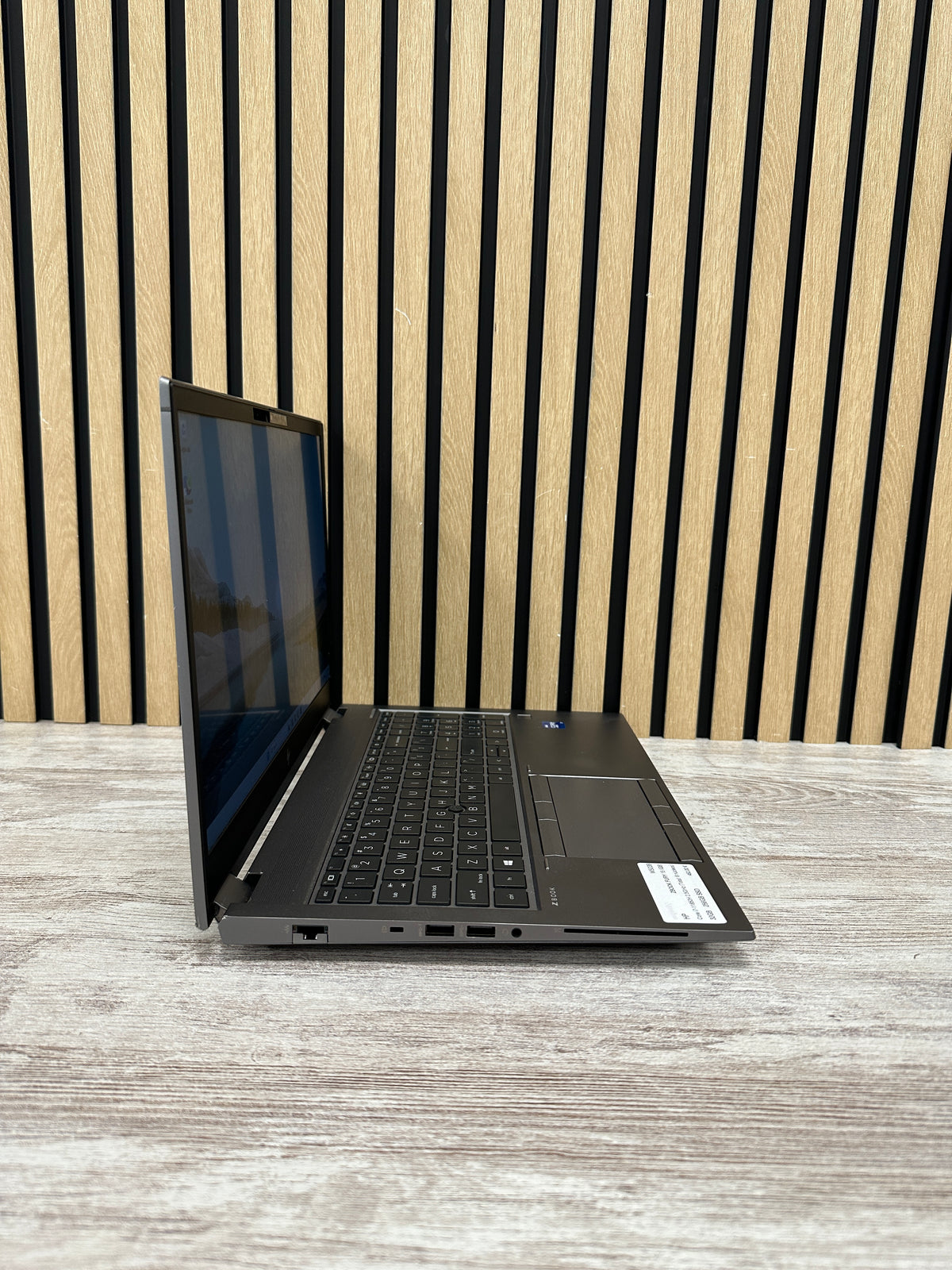 HP ZBOOK FURY 15 (G8) i7 32GB 512GB SSD 15.6"
