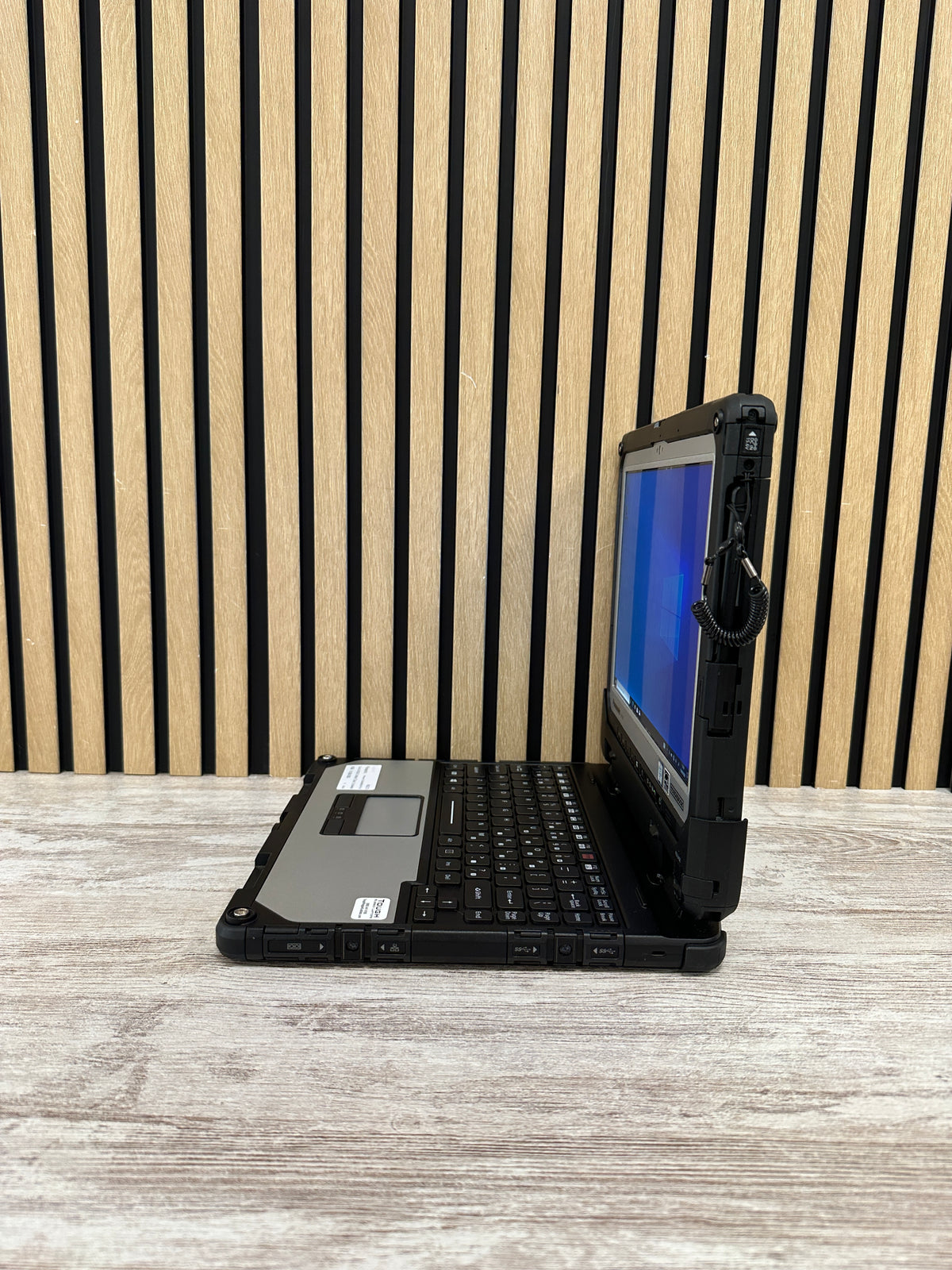 PANASONIC TOUGHBOOK CF-33 i5 16GB 512GB SSD 12"